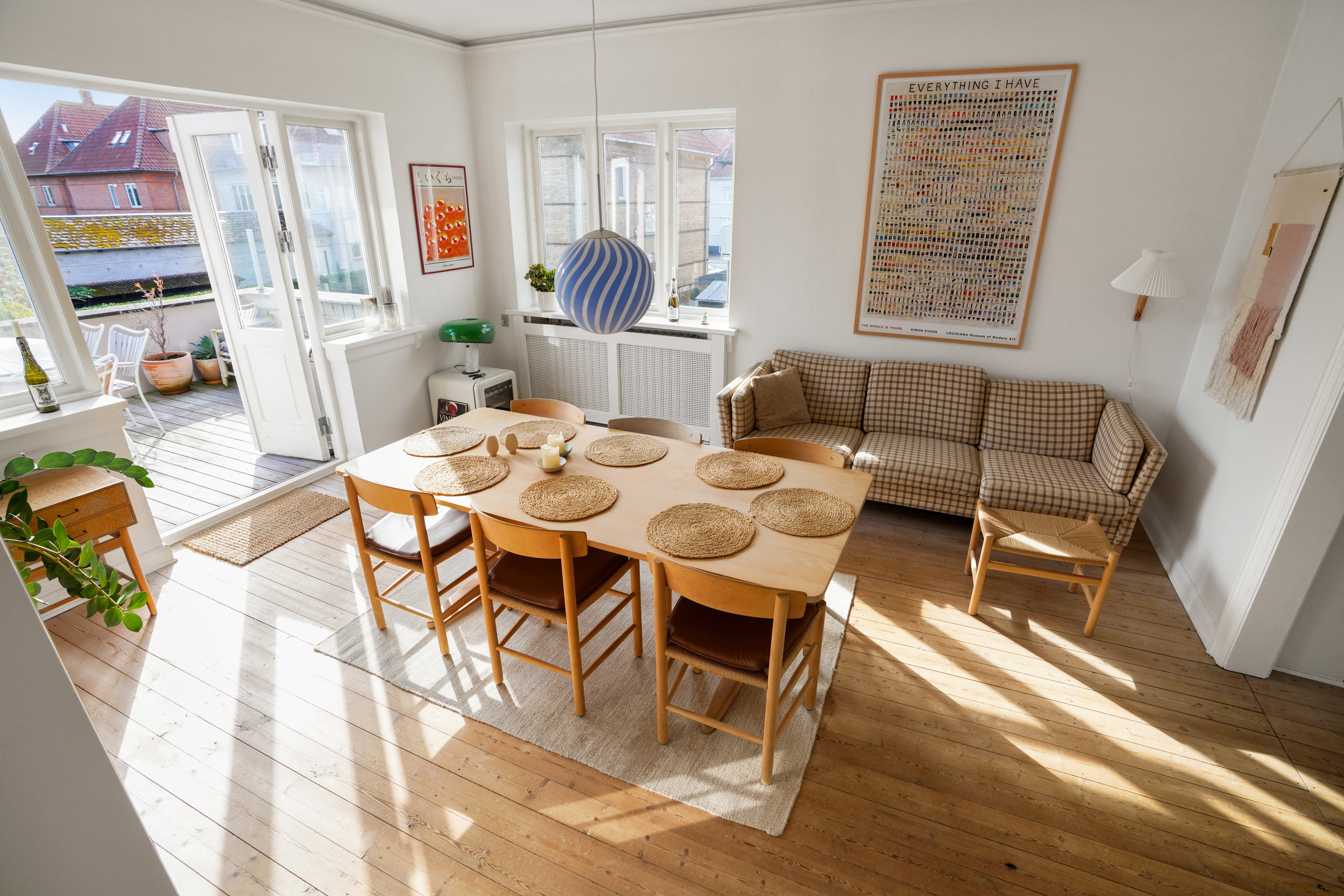 Fremhævet stue billede i fuldskærmstilstand. Billede af Tesdorpfsvej 3, 1., 5000 Odense C