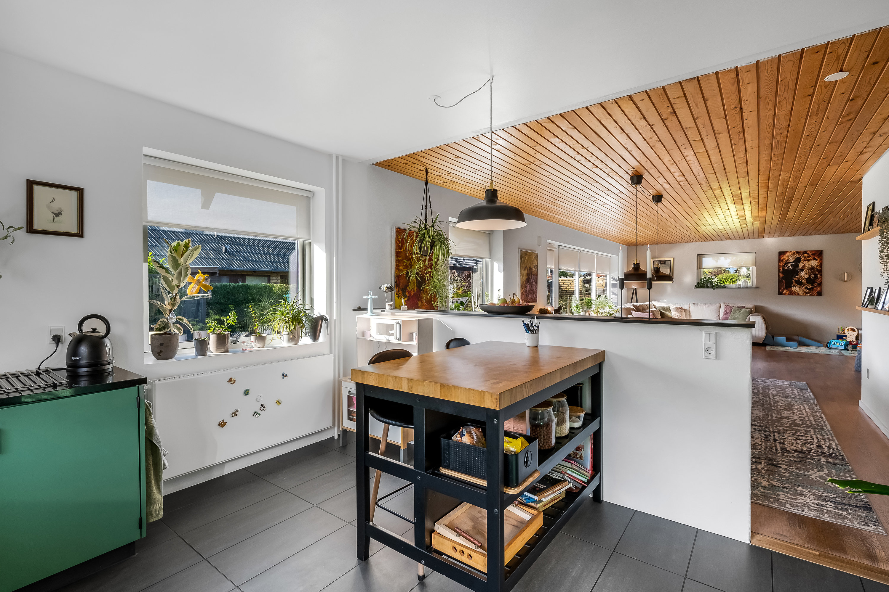 Fremhævet køkken billede i fuldskærmstilstand. Billede af Elmegårdsvej 17, Møgeltønder, 6270 Tønder