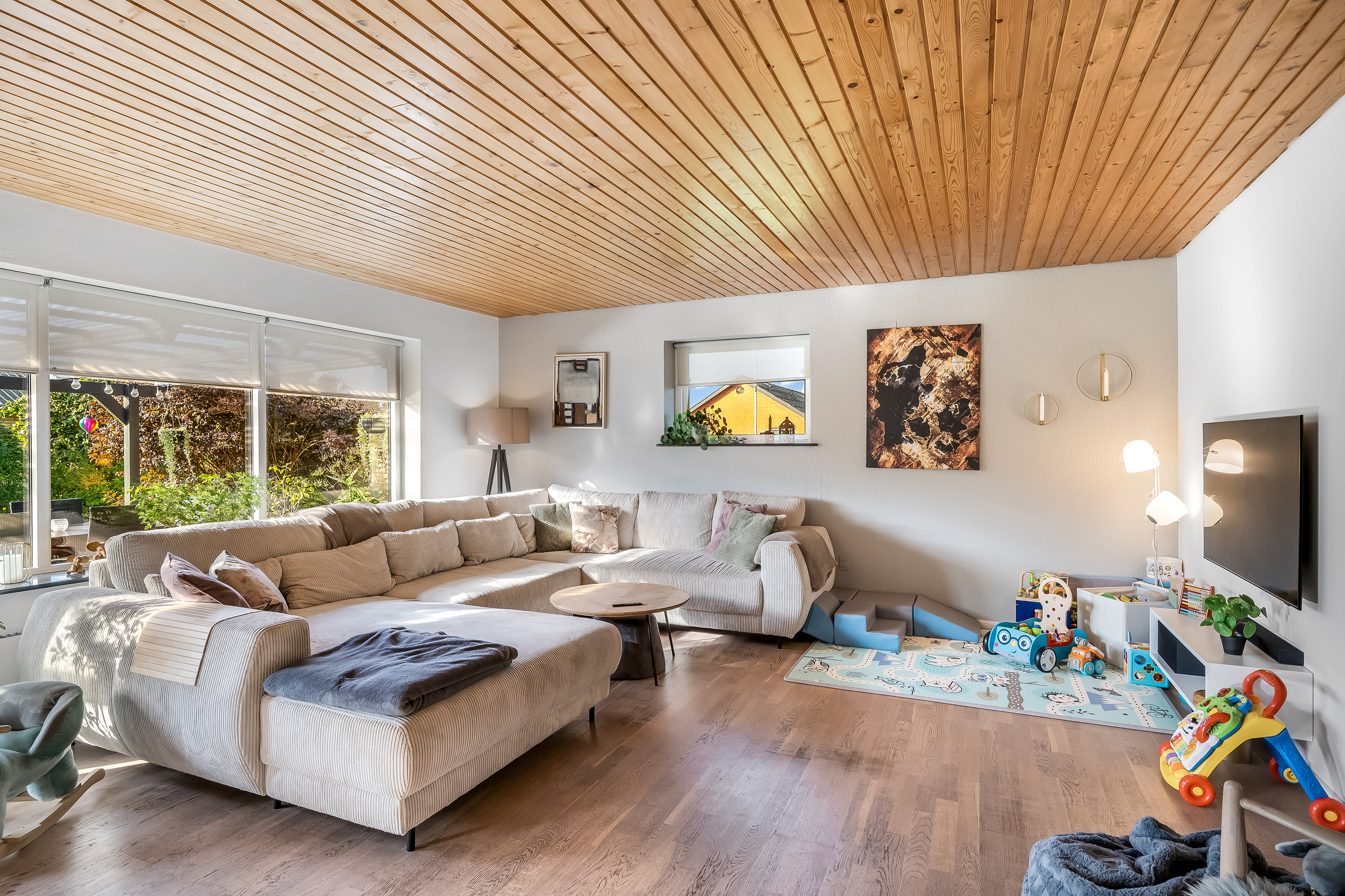 Miniaturebillede 2: stue. Billede af Elmegårdsvej 17, Møgeltønder, 6270 Tønder