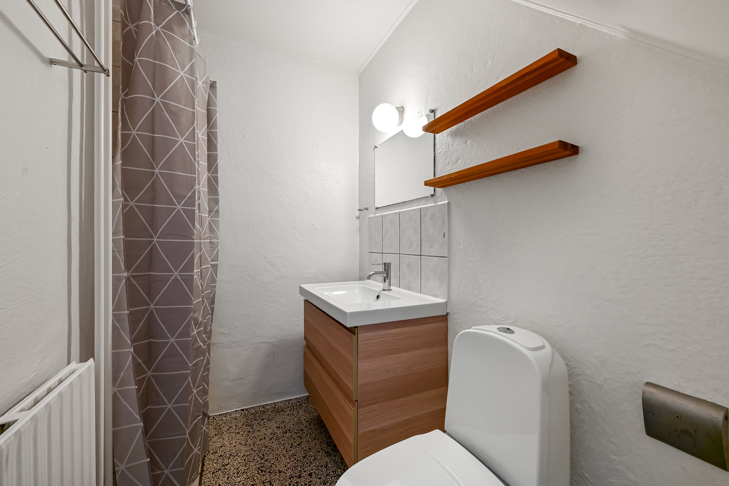 Fremhævet badeværelse billede i fuldskærmstilstand. Billede af Skolegade 67, 7400 Herning