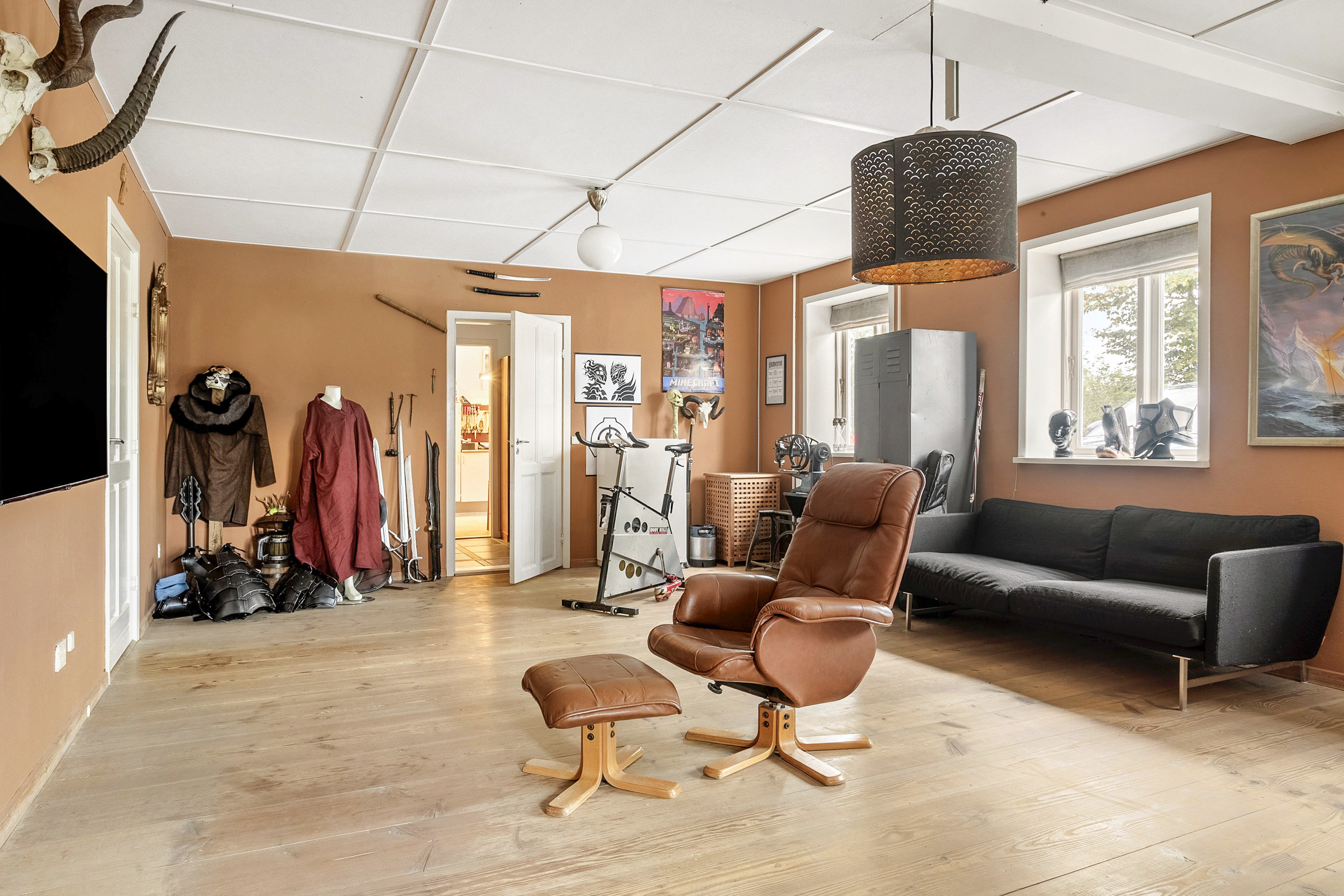 Fremhævet stue billede i fuldskærmstilstand. Billede af Søndermark 2, Røllum, 6200 Aabenraa