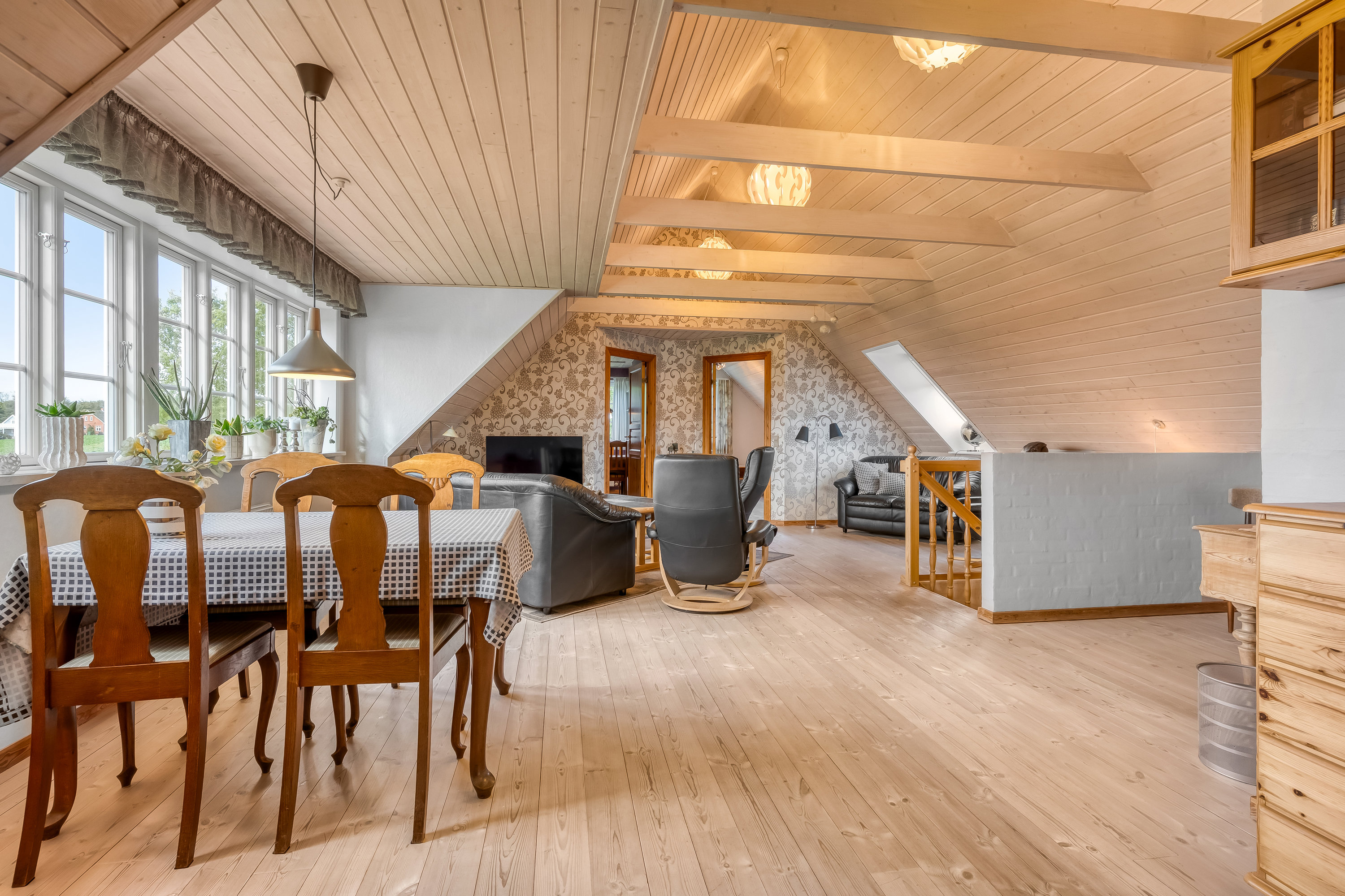 Fremhævet stue billede i fuldskærmstilstand. Billede af Gudumvej 73, Gudum, 7620 Lemvig