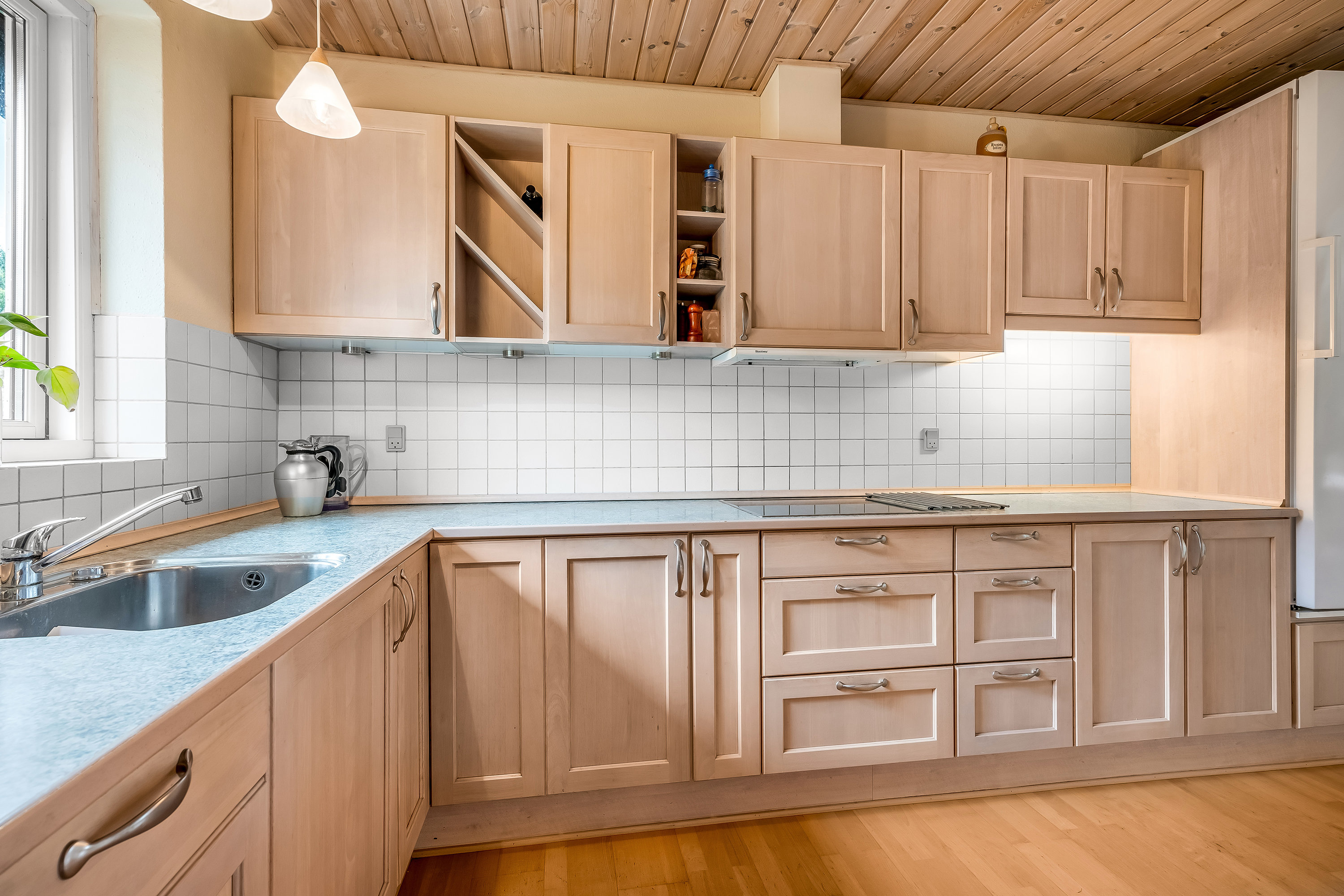 Fremhævet køkken billede i fuldskærmstilstand. Billede af Grønningen 21, 7620 Lemvig