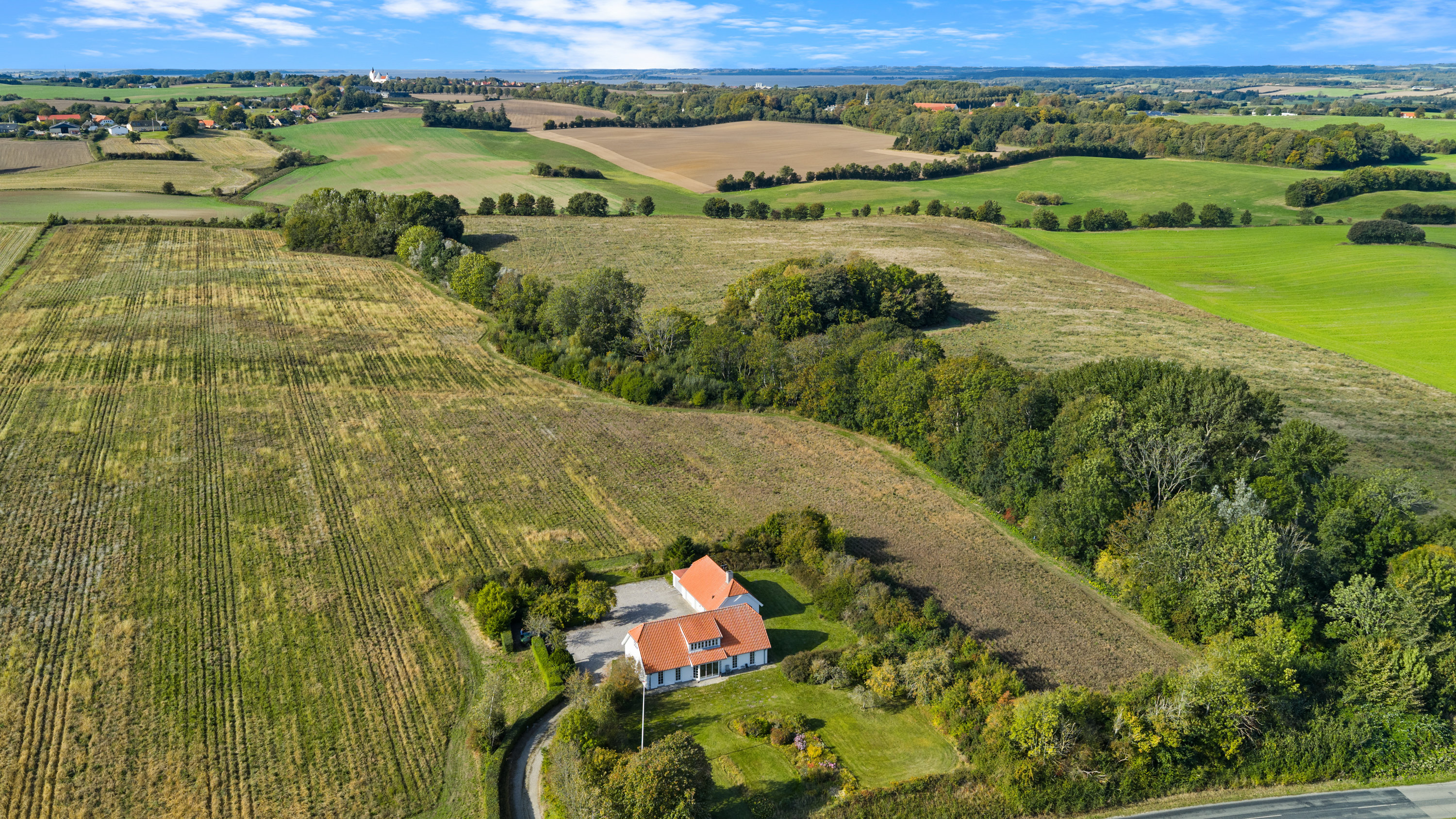 Fremhævet luftfoto billede i fuldskærmstilstand. Billede af Bjernevej 76, 5600 Faaborg