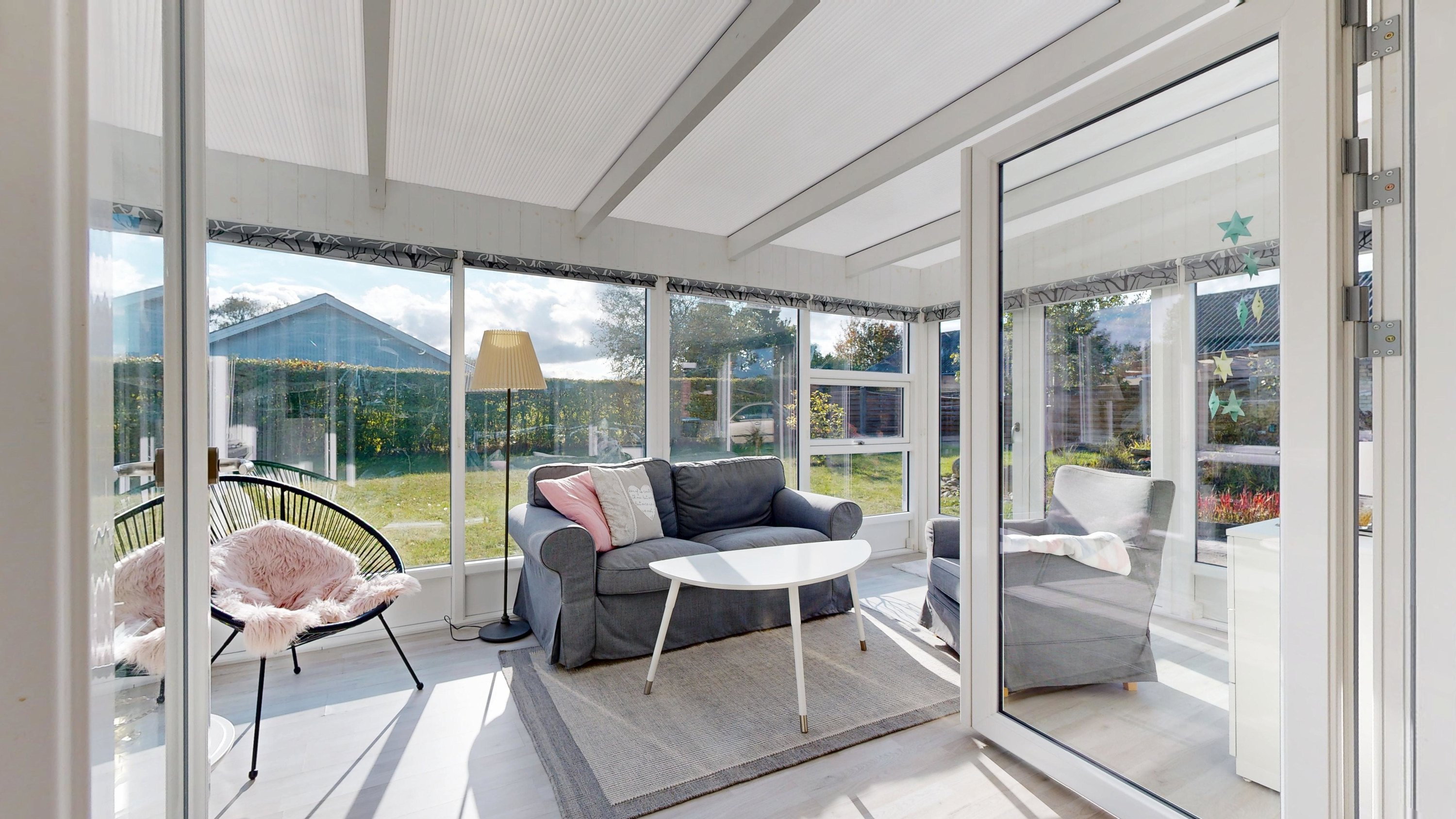 Fremhævet udestue billede i fuldskærmstilstand. Billede af Elme Allé 22, 8600 Silkeborg