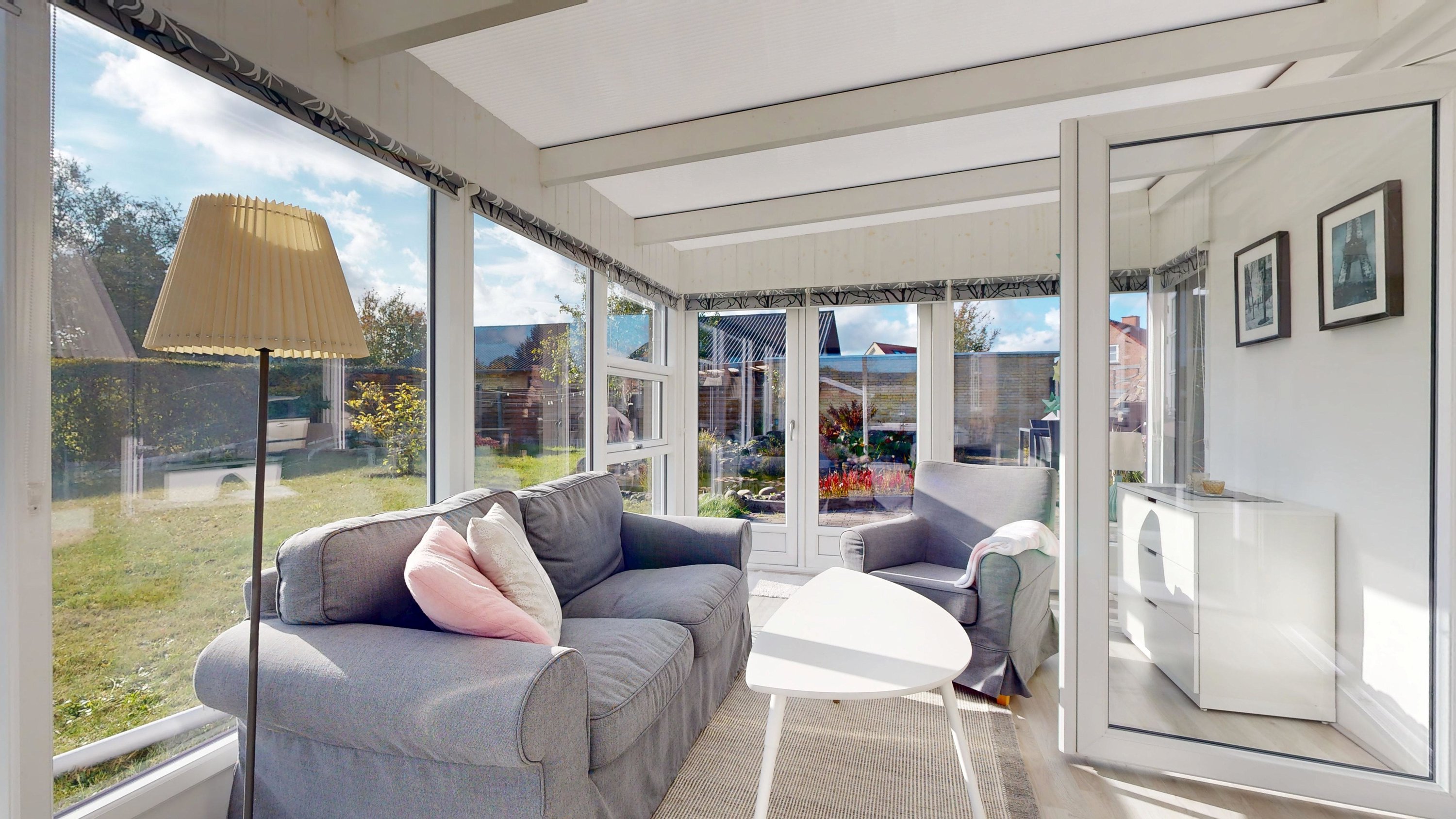 Fremhævet udestue billede i fuldskærmstilstand. Billede af Elme Allé 22, 8600 Silkeborg