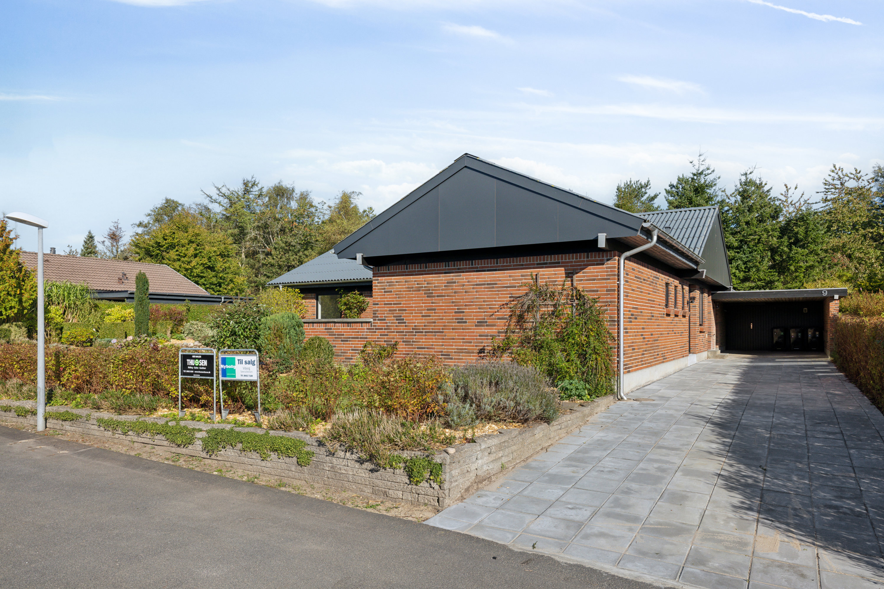 Fremhævet ejendom 1 billede i fuldskærmstilstand. Billede af Hedeskrænten 9, 8800 Viborg