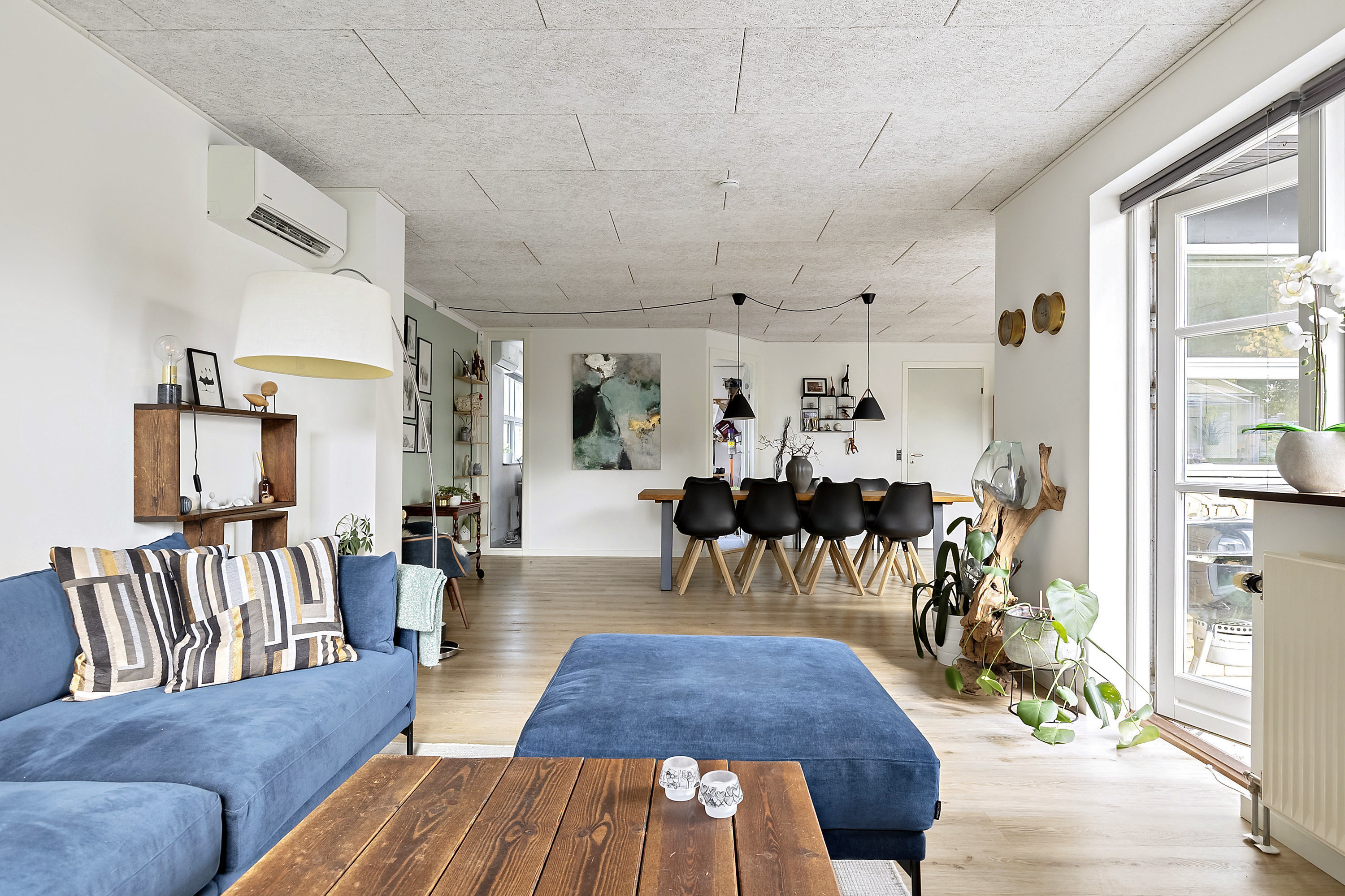 Fremhævet stue billede i fuldskærmstilstand. Billede af Hirsevænget 1, 8362 Hørning