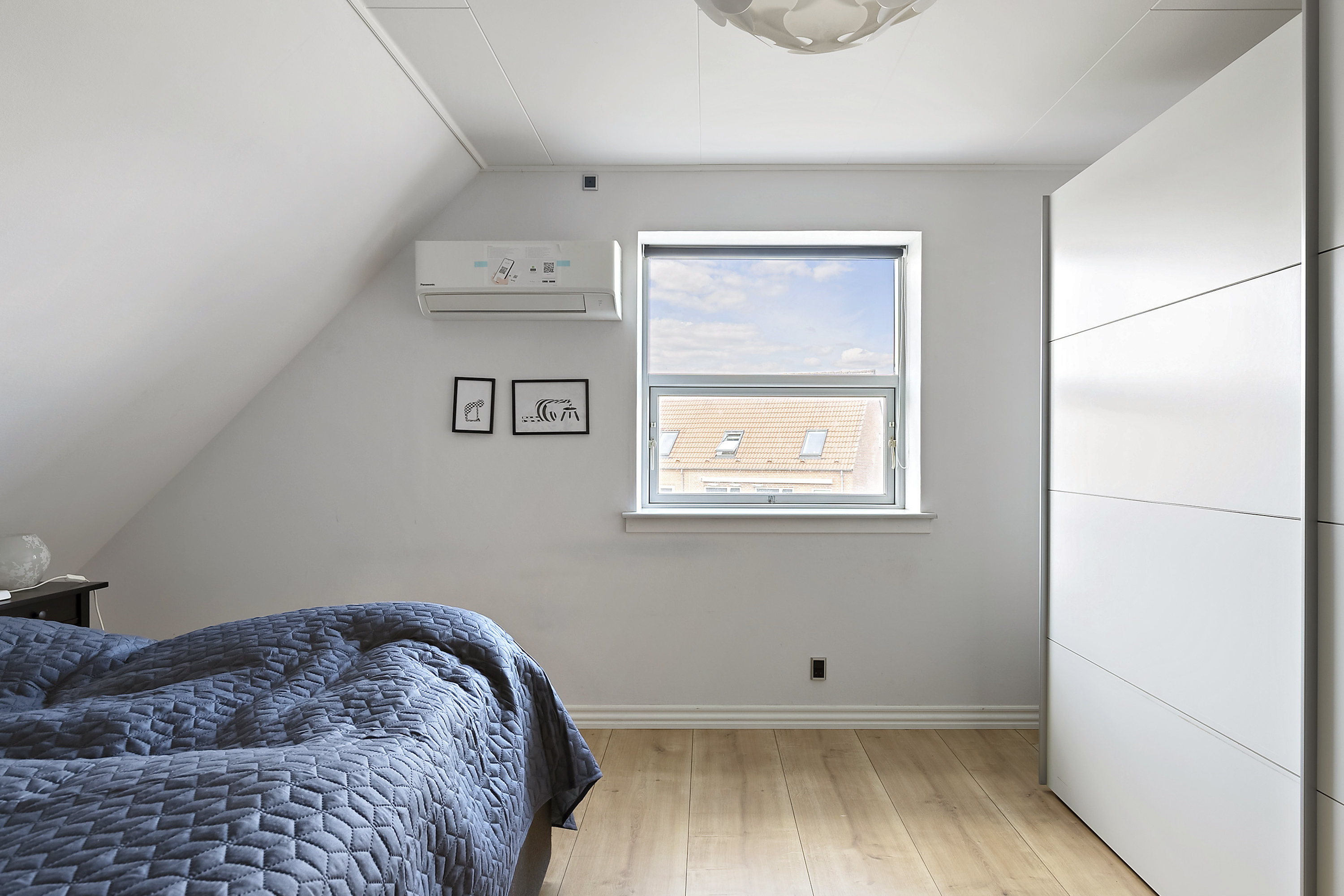 Fremhævet soveværelse billede i fuldskærmstilstand. Billede af Hirsevænget 1, 8362 Hørning