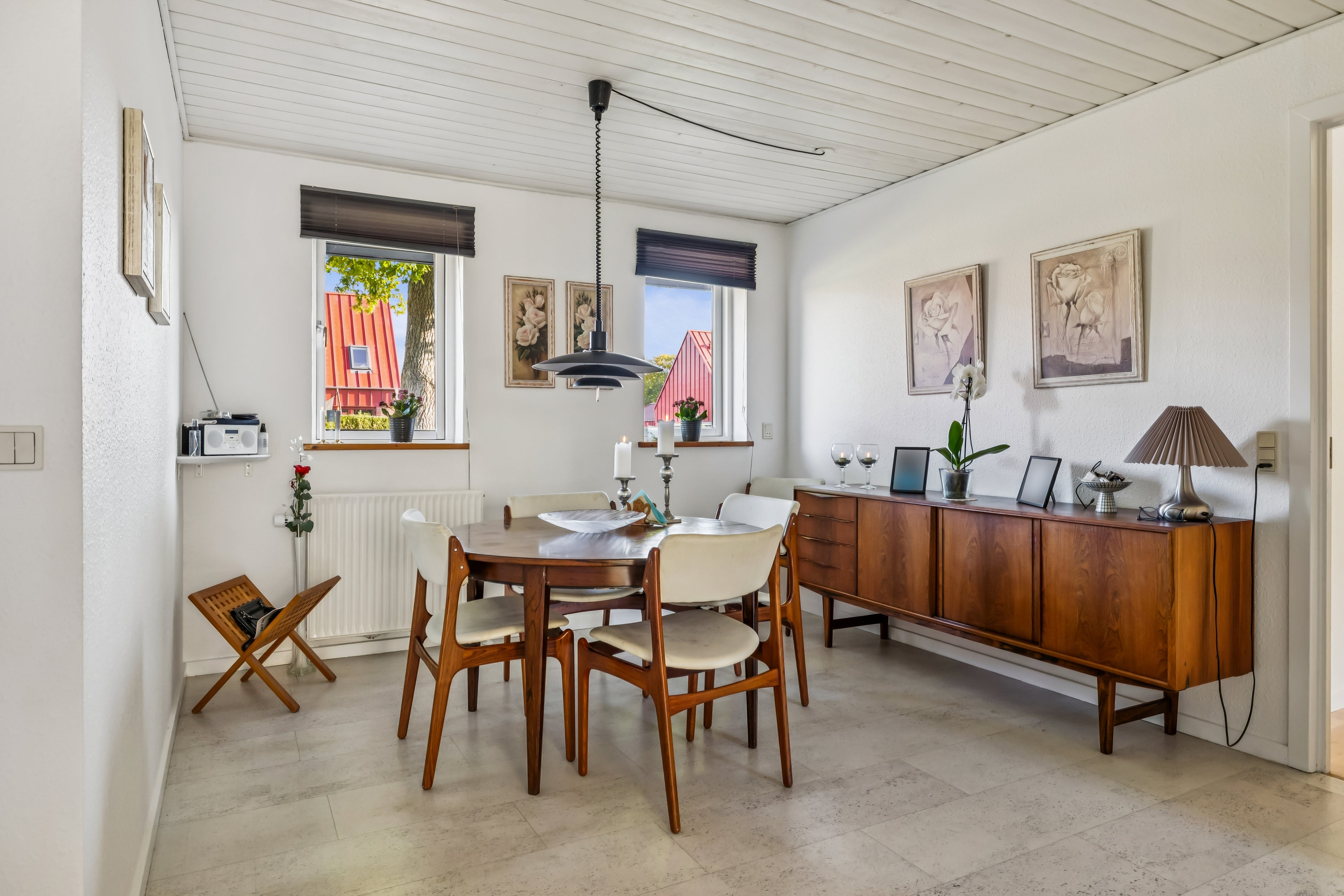 Fremhævet alrum billede i fuldskærmstilstand. Billede af Granhøjen 30, Vrold, 8660 Skanderborg