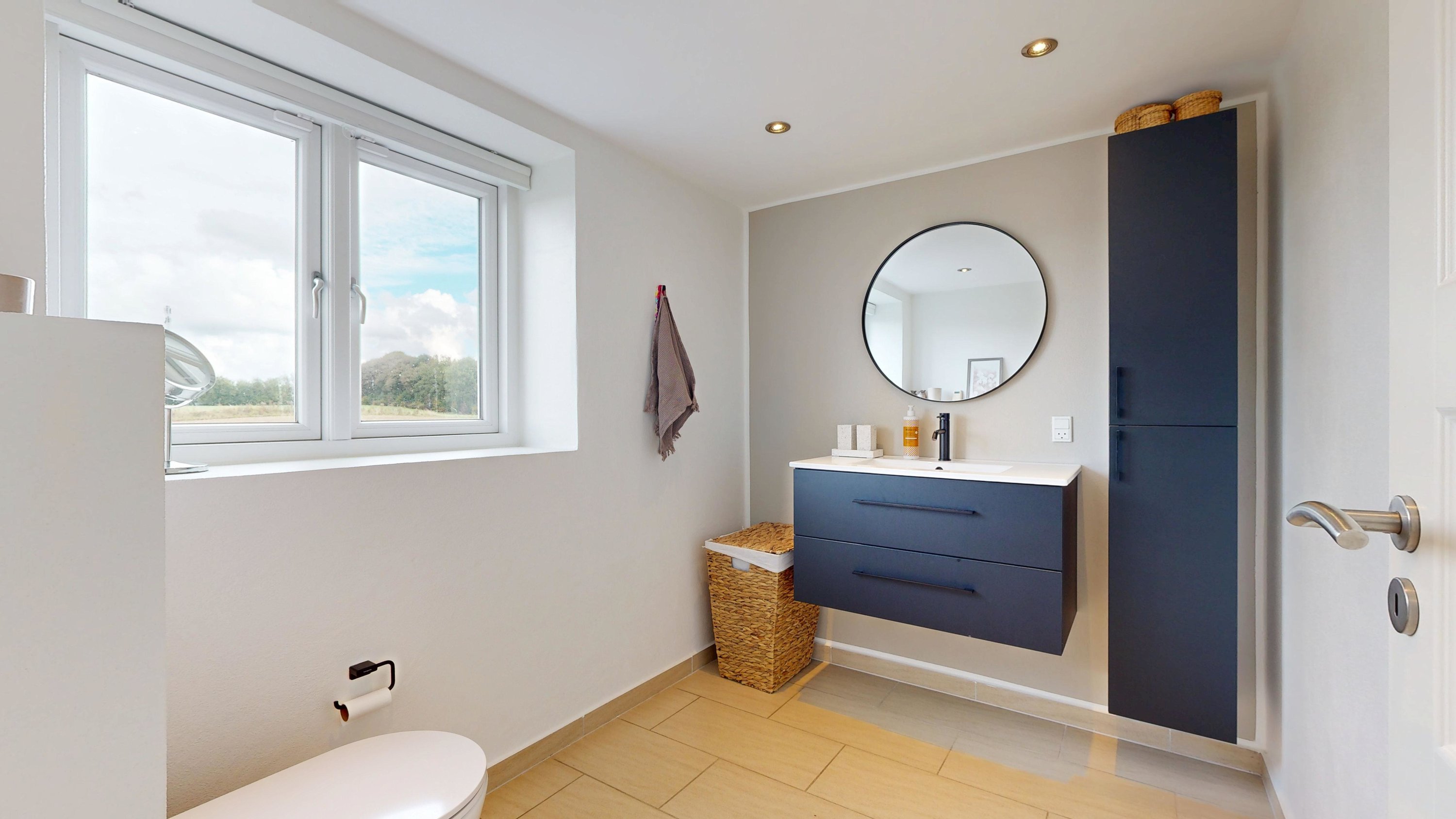 Fremhævet badeværelse billede i fuldskærmstilstand. Billede af Eriksborgvej 46, Grauballe, 8600 Silkeborg