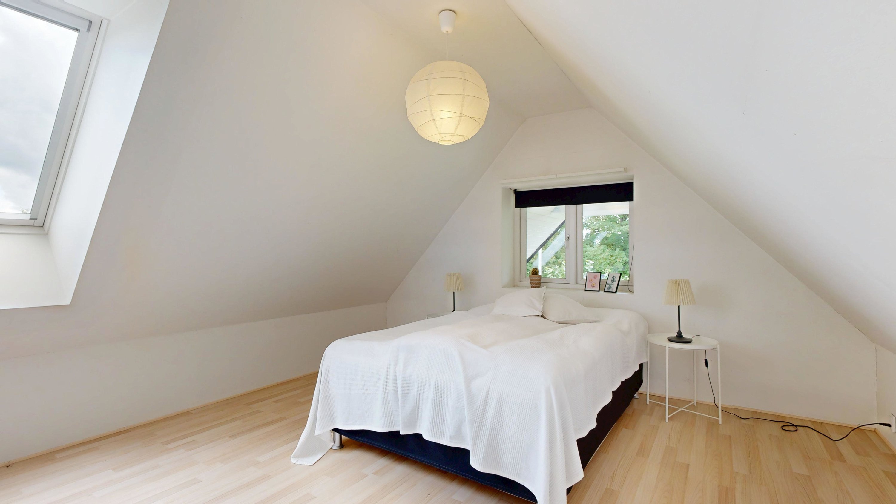 Fremhævet soveværelse billede i fuldskærmstilstand. Billede af Eriksborgvej 46, Grauballe, 8600 Silkeborg