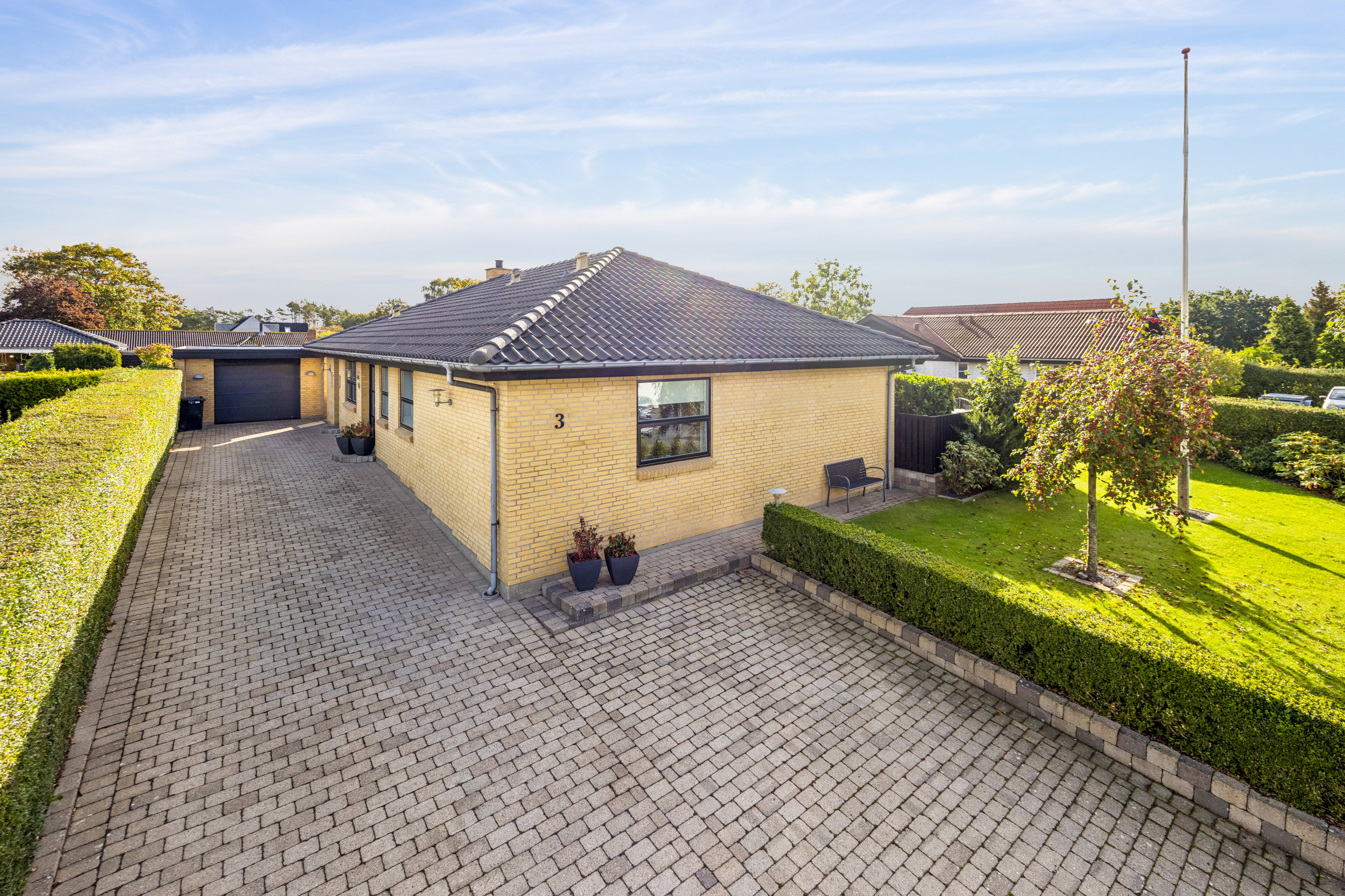 Miniaturebillede 1: ejendom . Billede af Østerhavensvej 3, 9362 Gandrup