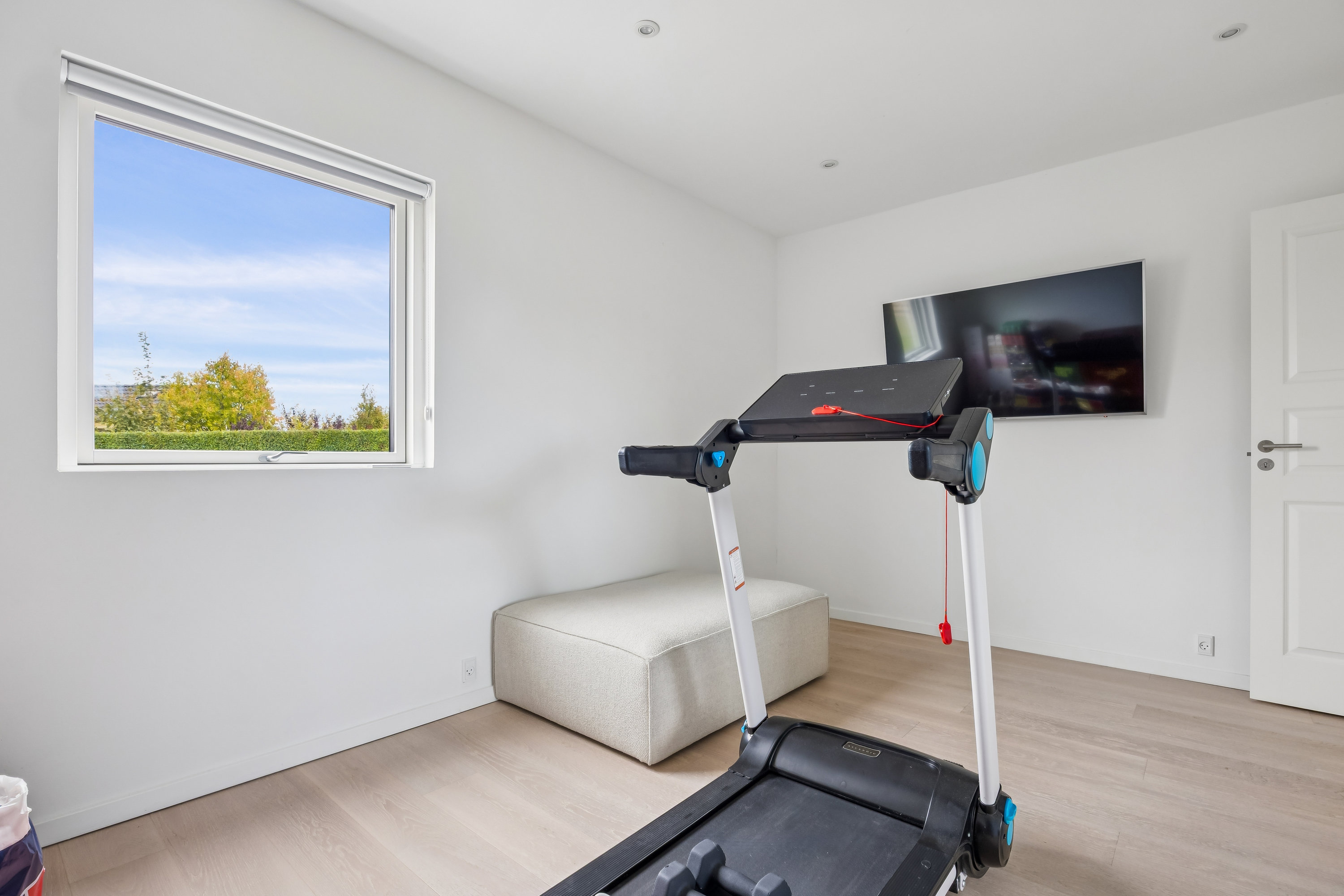 Fremhævet værelse billede i fuldskærmstilstand. Billede af Alperosevej 20, 4600 Køge