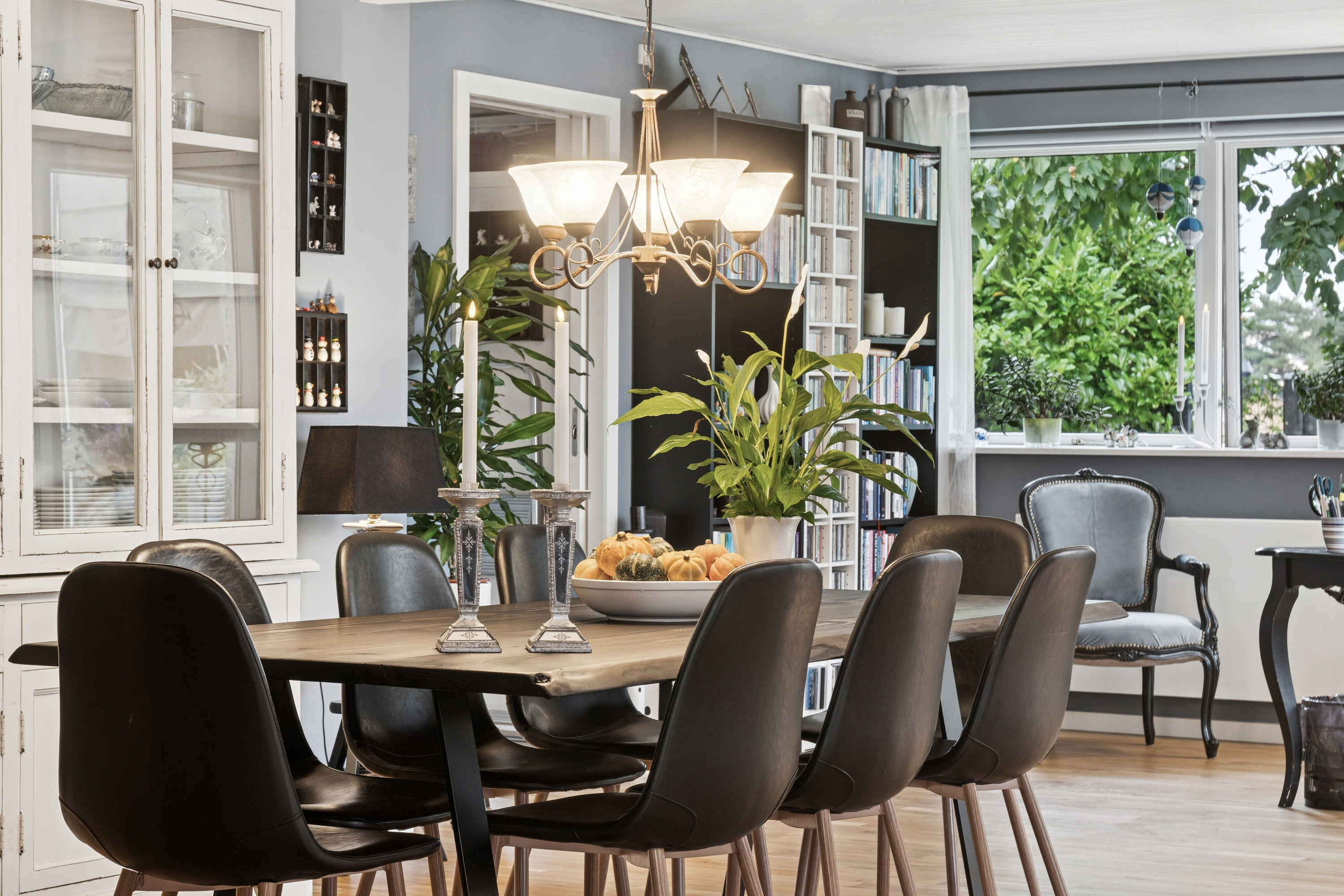 Fremhævet spisestue billede i fuldskærmstilstand. Billede af Johs Olsens Vej 8, 4500 Nykøbing Sj