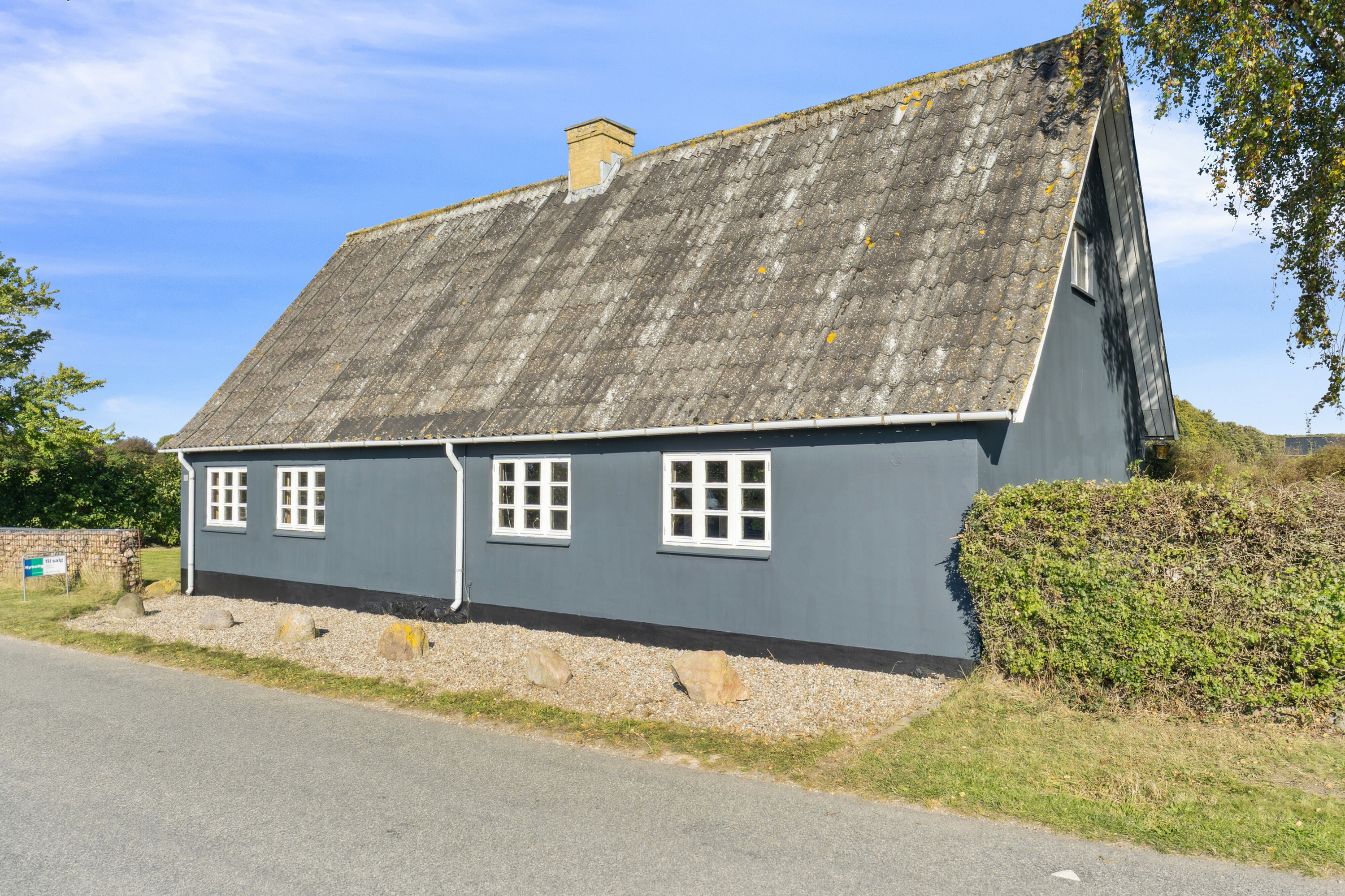 Fremhævet set fra vejen billede i fuldskærmstilstand. Billede af Østerskovvej 37, Østerskov, 5932 Humble