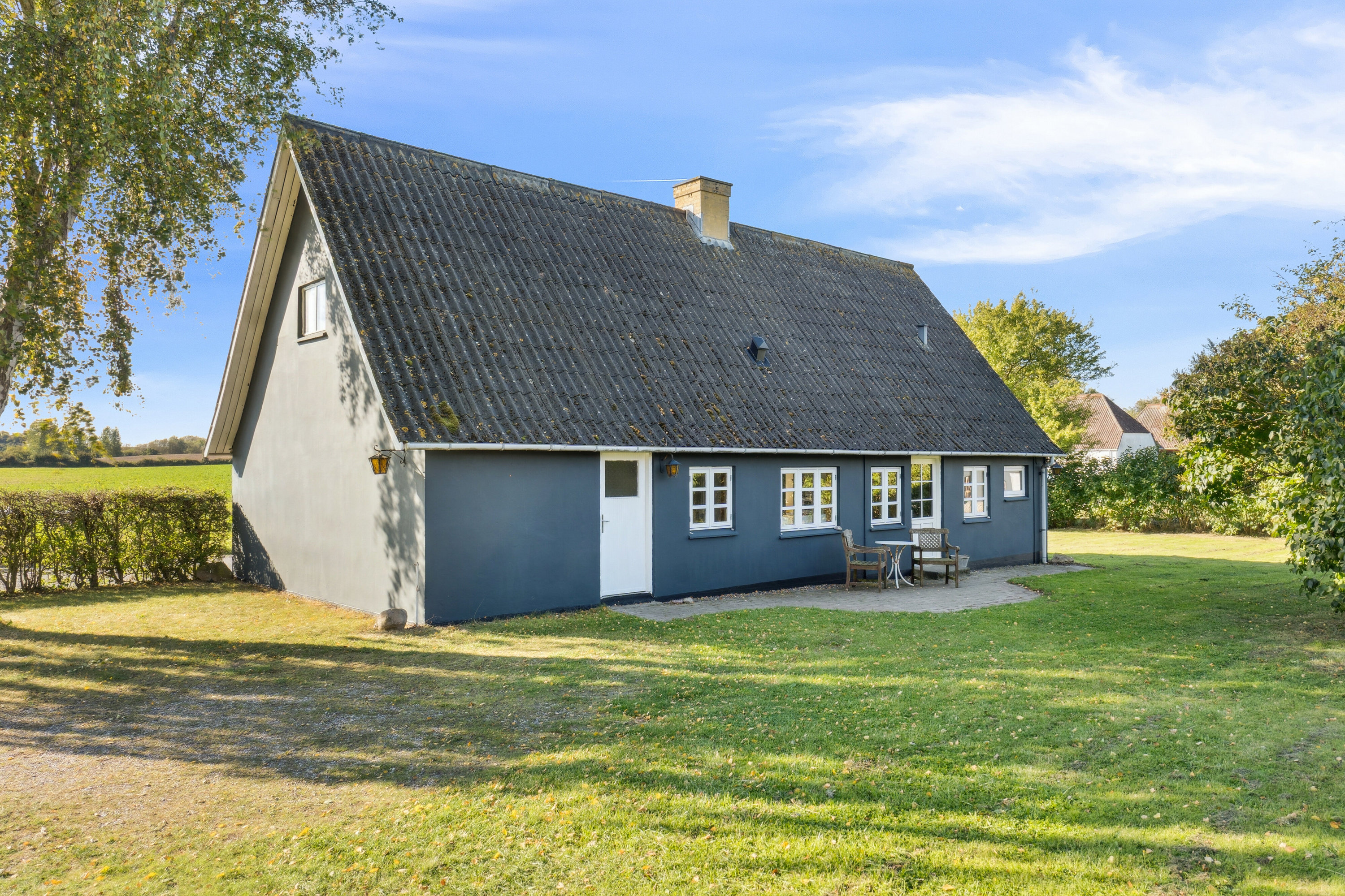 Miniaturebillede 1: set fra haven. Billede af Østerskovvej 37, Østerskov, 5932 Humble