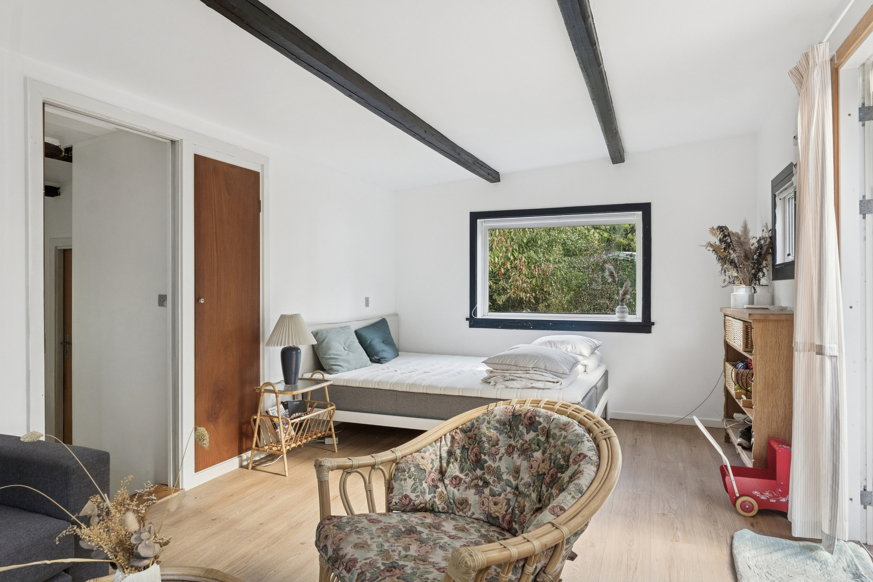 Fremhævet stue billede i fuldskærmstilstand. Billede af P Jørgensensvej 3, 4500 Nykøbing Sj