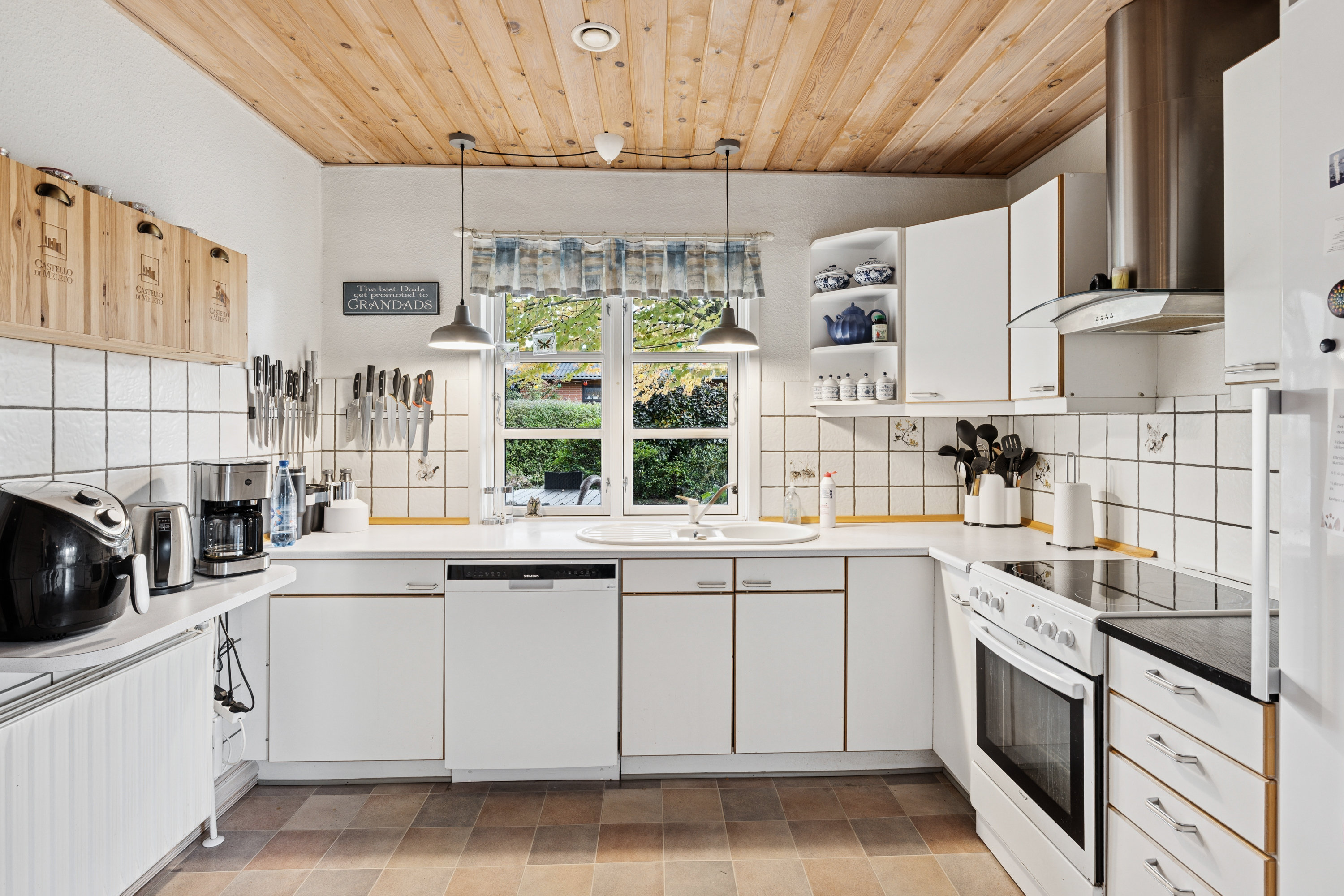 Fremhævet køkken billede i fuldskærmstilstand. Billede af Ringvej 17, Kølvrå, 7470 Karup J