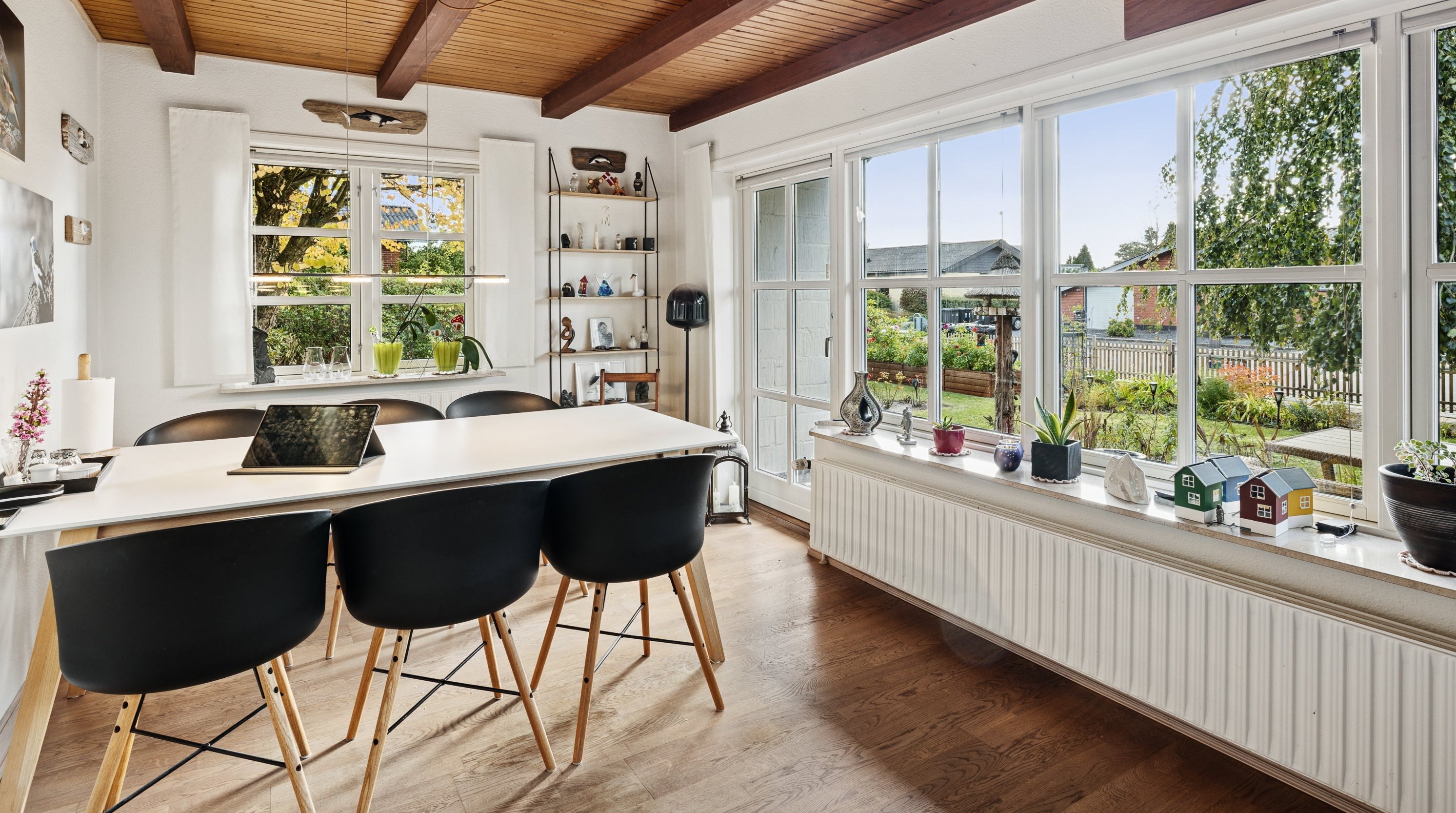 Fremhævet stue billede i fuldskærmstilstand. Billede af Ringvej 17, Kølvrå, 7470 Karup J