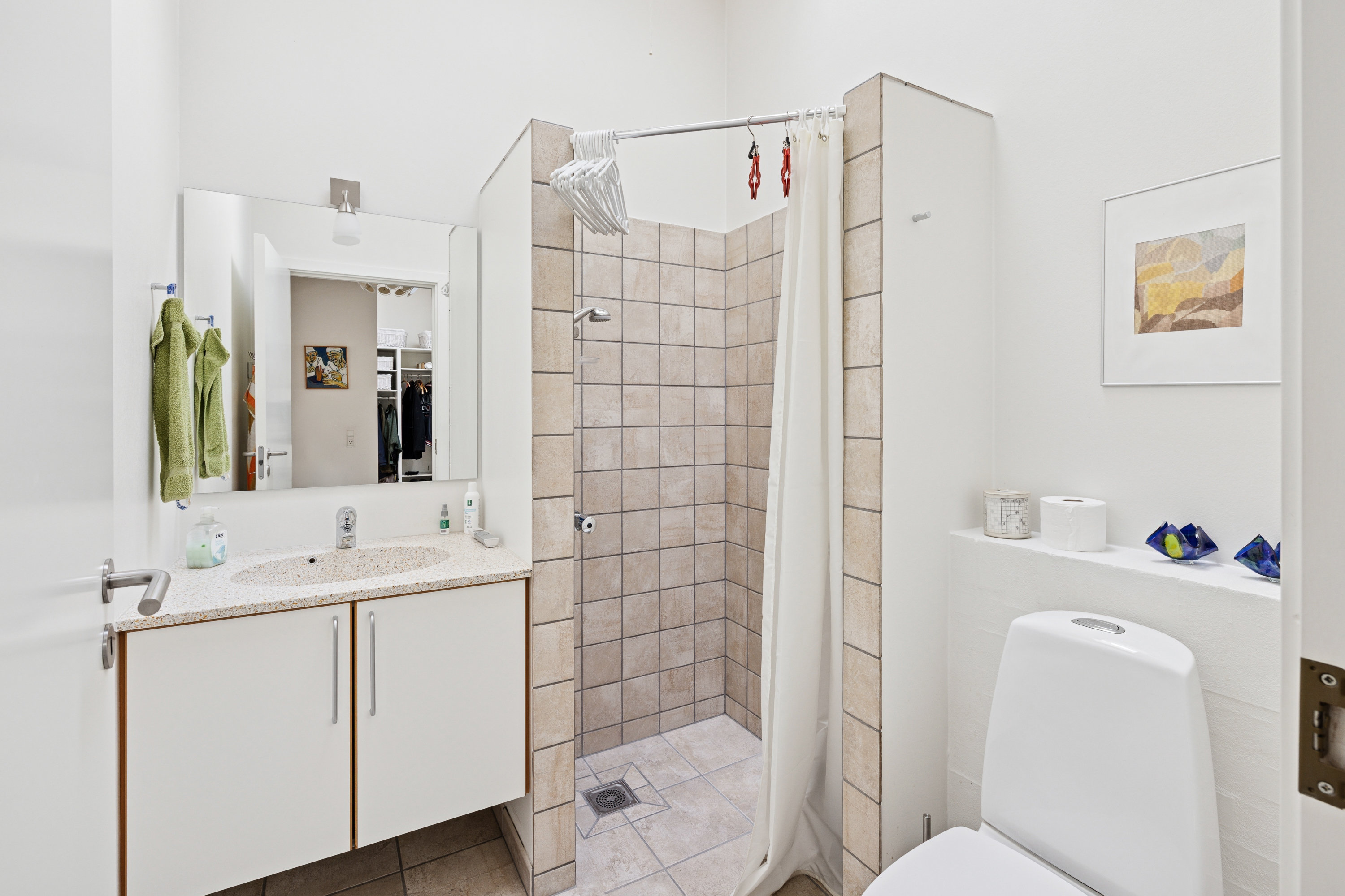 Fremhævet badeværelse billede i fuldskærmstilstand. Billede af Smedegårdsvej 19, 8800 Viborg