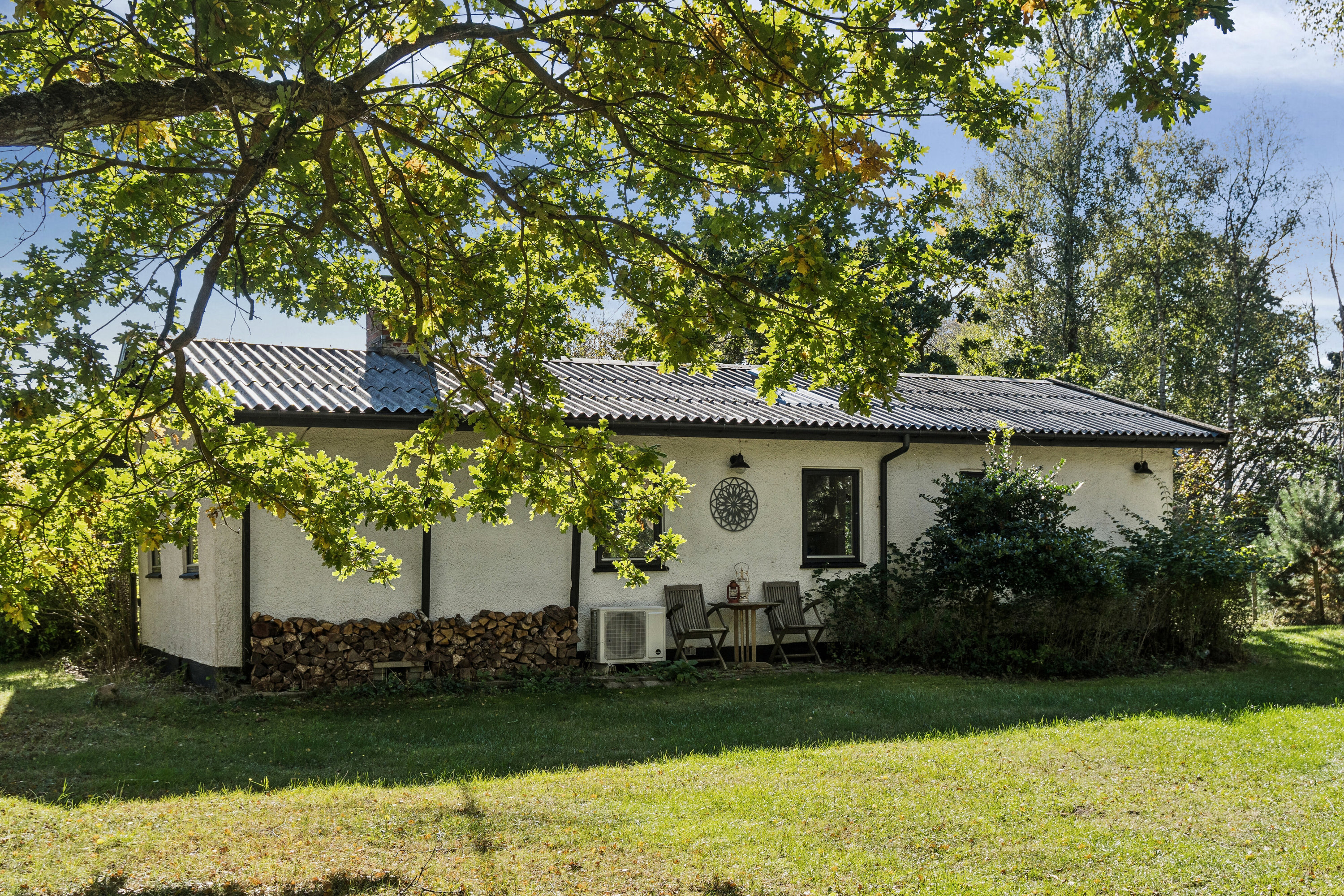 Miniaturebillede 1: set fra haven. Billede af Løvevej 3, 4581 Rørvig