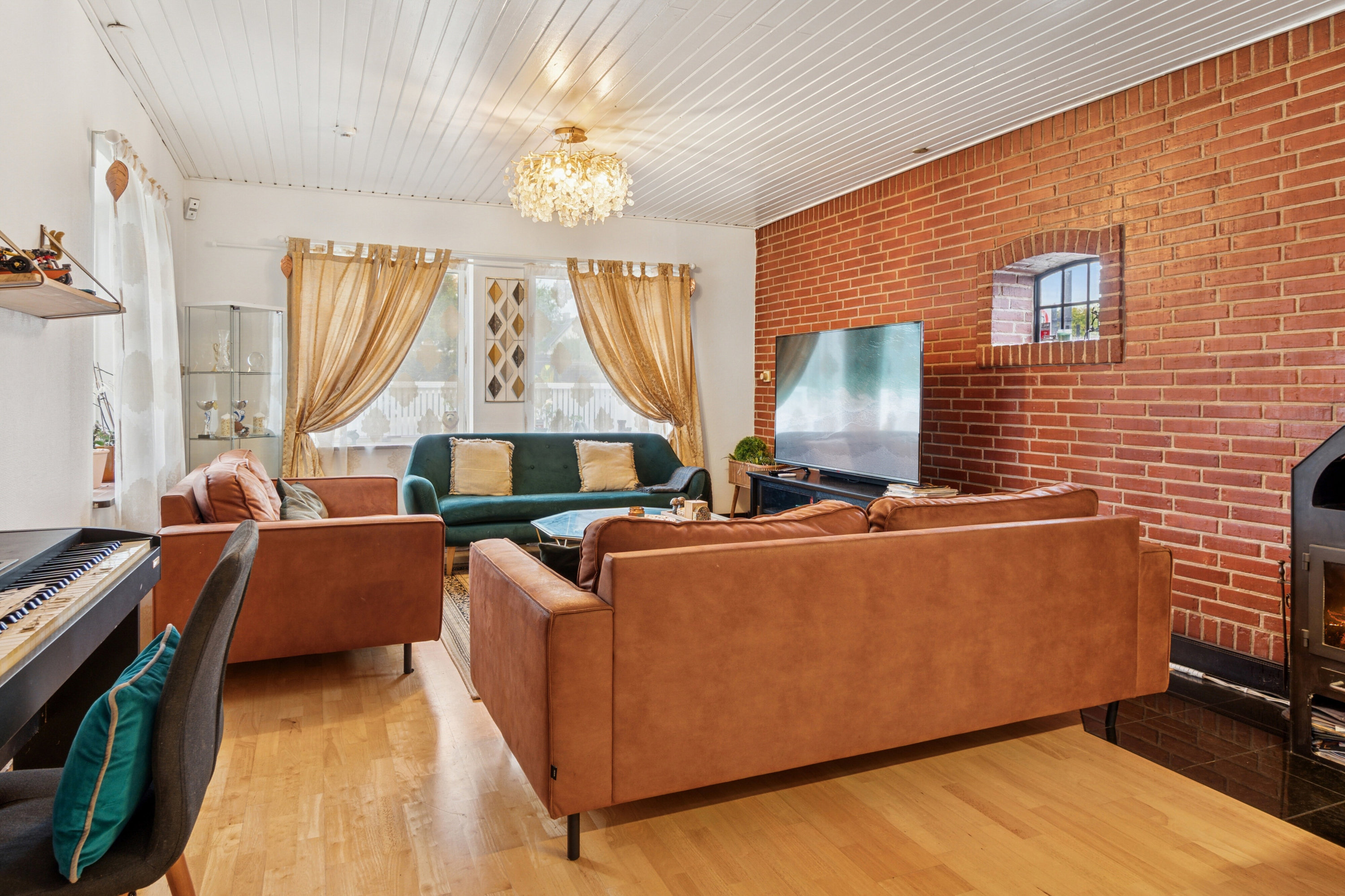 Fremhævet stue billede i fuldskærmstilstand. Billede af Vojensvej 54, 2610 Rødovre