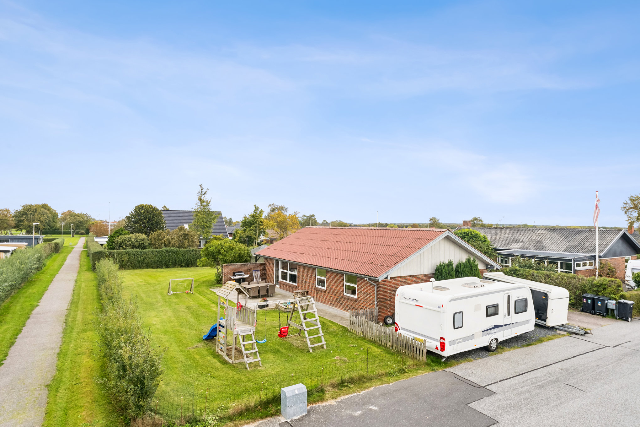 Fremhævet ejendom 1 billede i fuldskærmstilstand. Billede af Klarinetvej 8, 8940 Randers SV