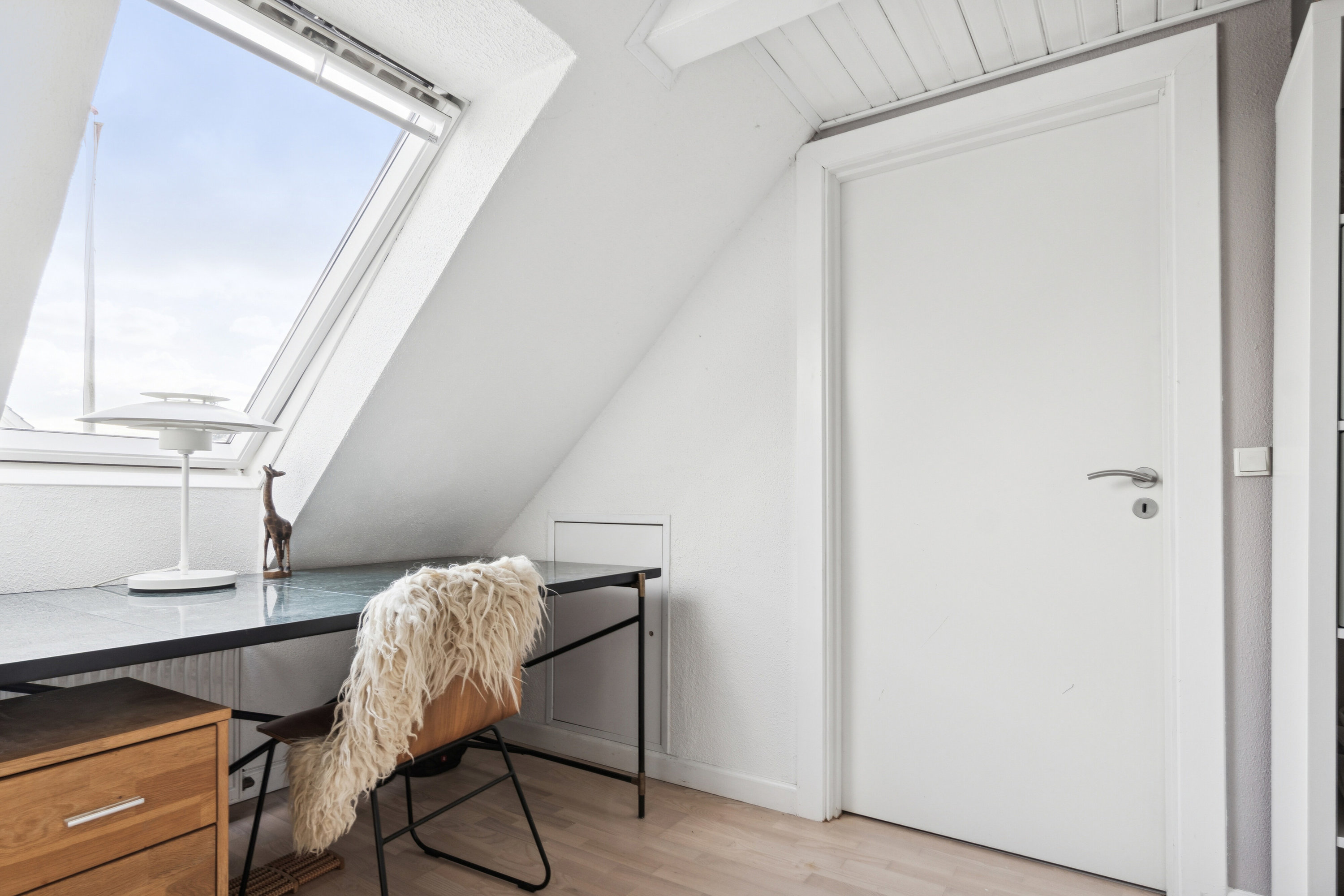 Fremhævet arbejdsværelse billede i fuldskærmstilstand. Billede af Tåstrup Byvej 1, 4300 Holbæk