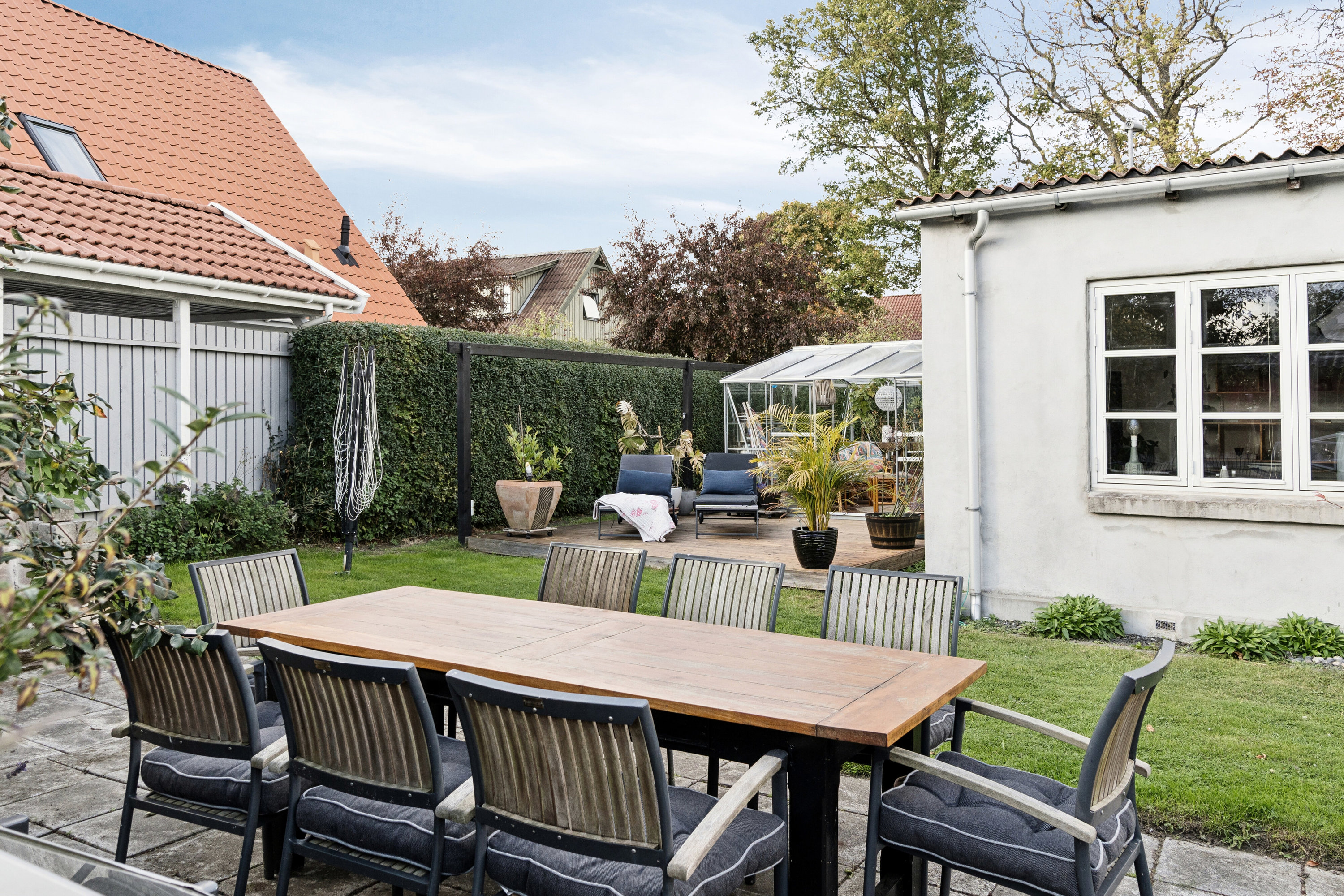 Fremhævet terrasse billede i fuldskærmstilstand. Billede af Tåstrup Byvej 1, 4300 Holbæk