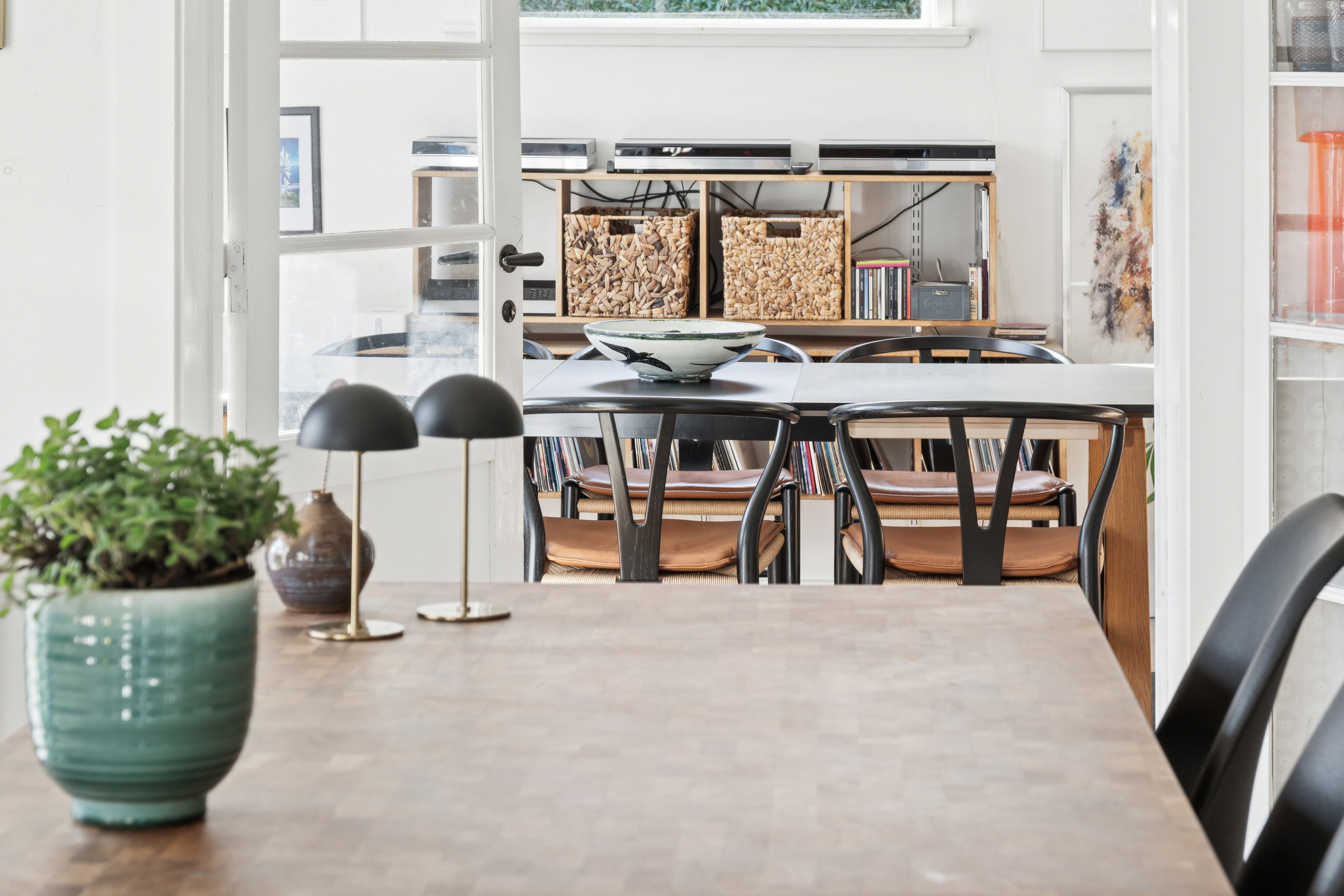 Fremhævet spisestue billede i fuldskærmstilstand. Billede af Tåstrup Byvej 1, 4300 Holbæk