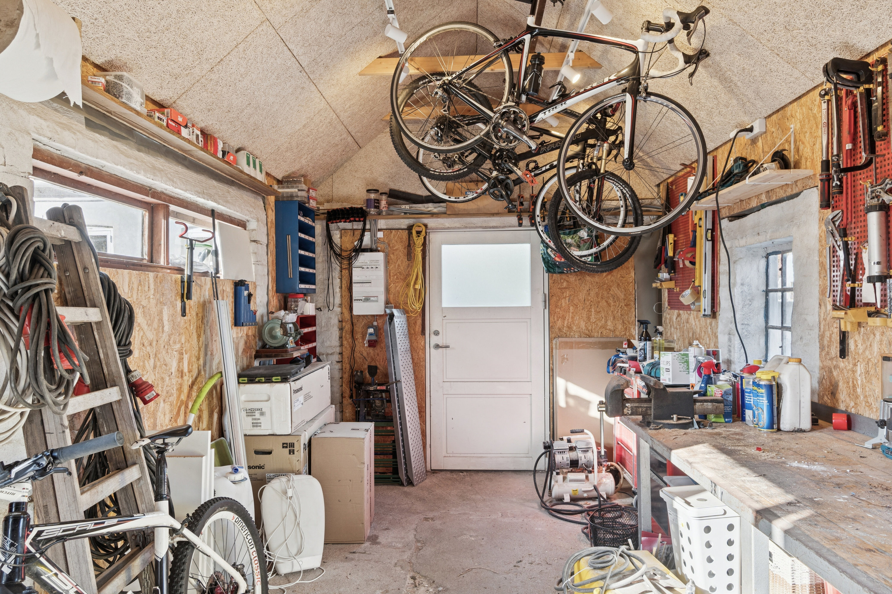 Fremhævet lager billede i fuldskærmstilstand. Billede af Tåstrup Byvej 1, 4300 Holbæk