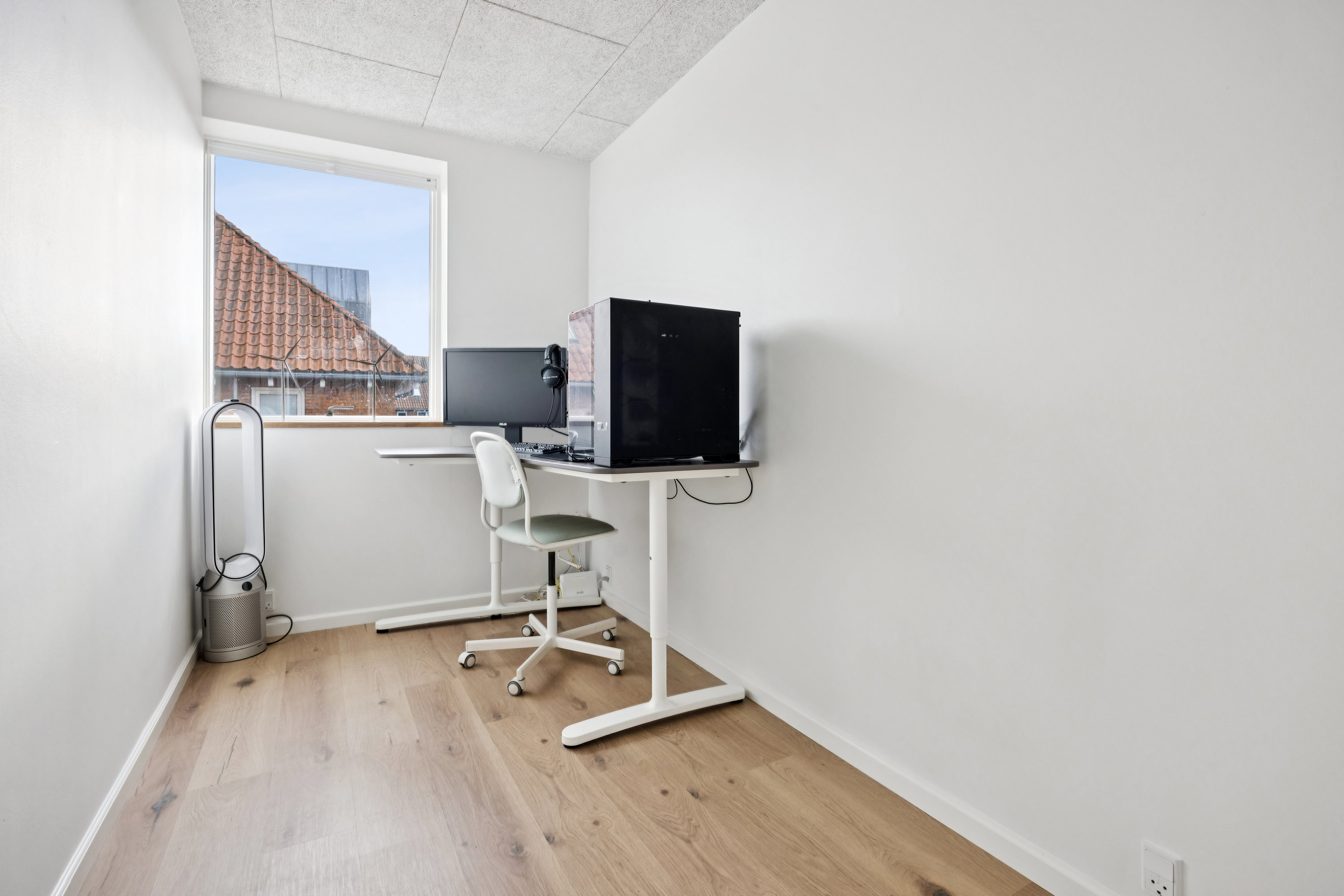 Fremhævet værelse billede i fuldskærmstilstand. Billede af Dronningensgade 13, 2. th., 9400 Nørresundby