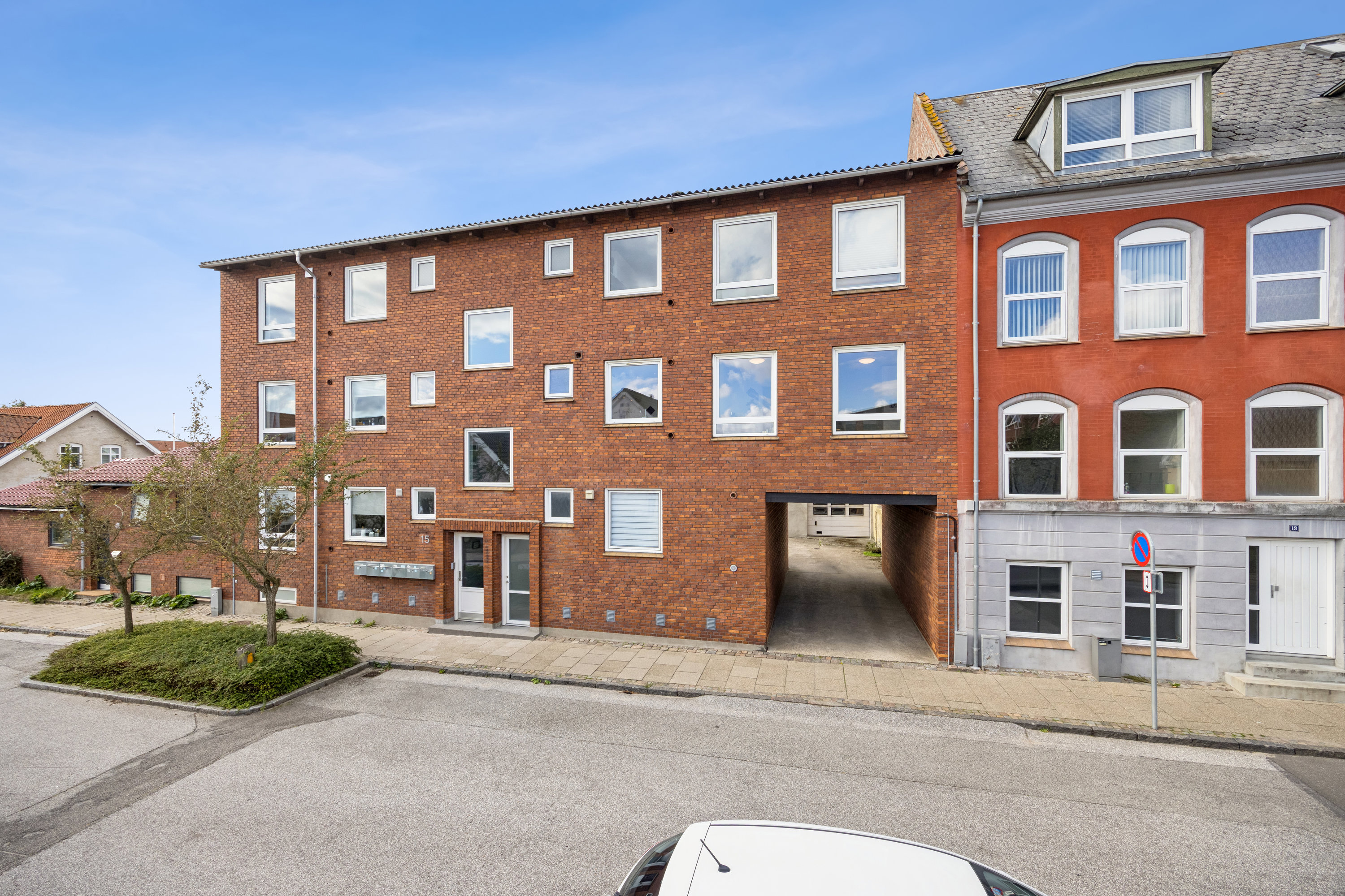 Fremhævet ejendom 1 billede i fuldskærmstilstand. Billede af Kongensgade 15, 1. th., 9400 Nørresundby