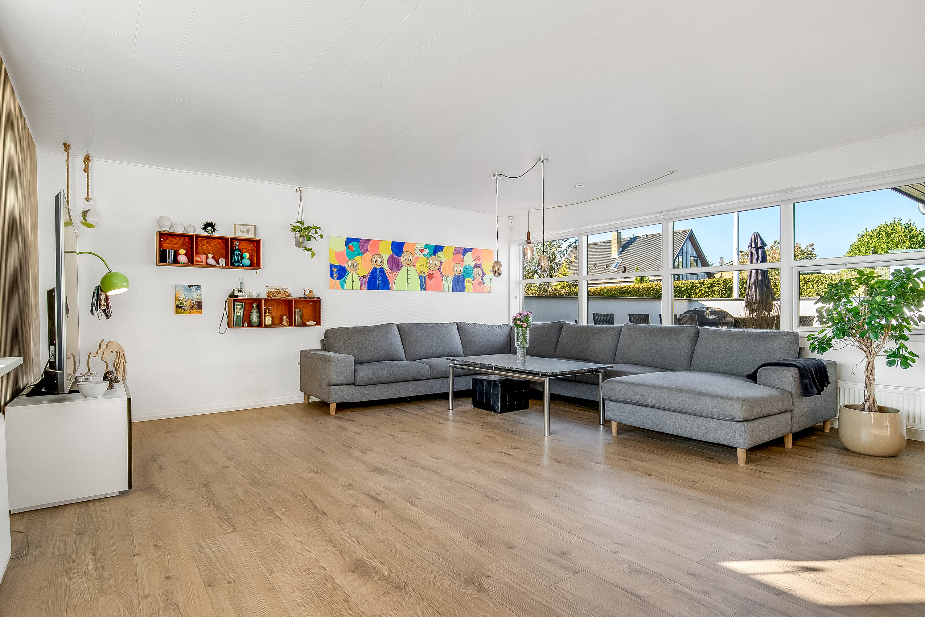 Fremhævet stue billede i fuldskærmstilstand. Billede af Kildeparken 1, Bredballe, 7120 Vejle Øst