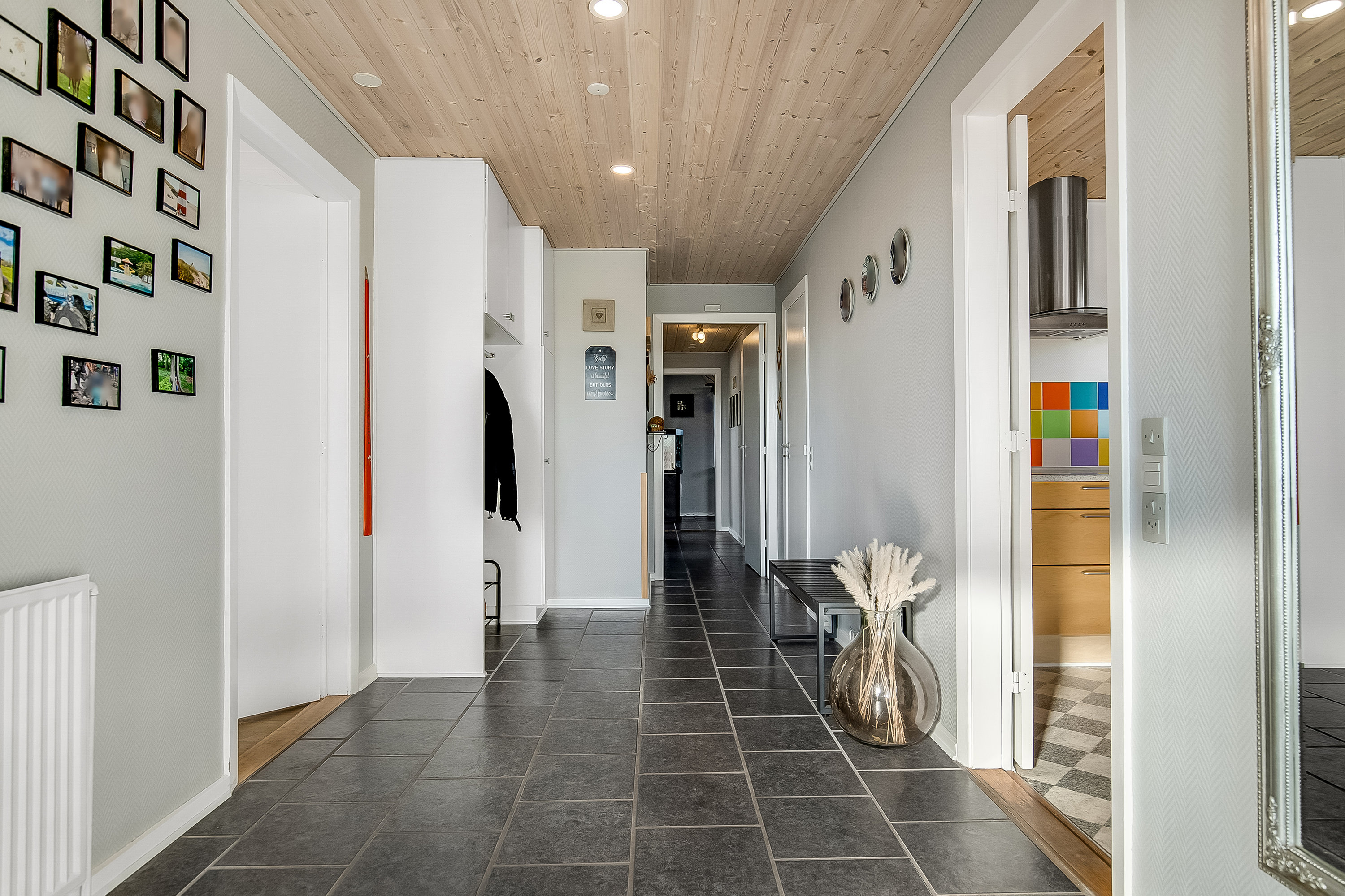 Fremhævet entré billede i fuldskærmstilstand. Billede af Kildeparken 1, Bredballe, 7120 Vejle Øst