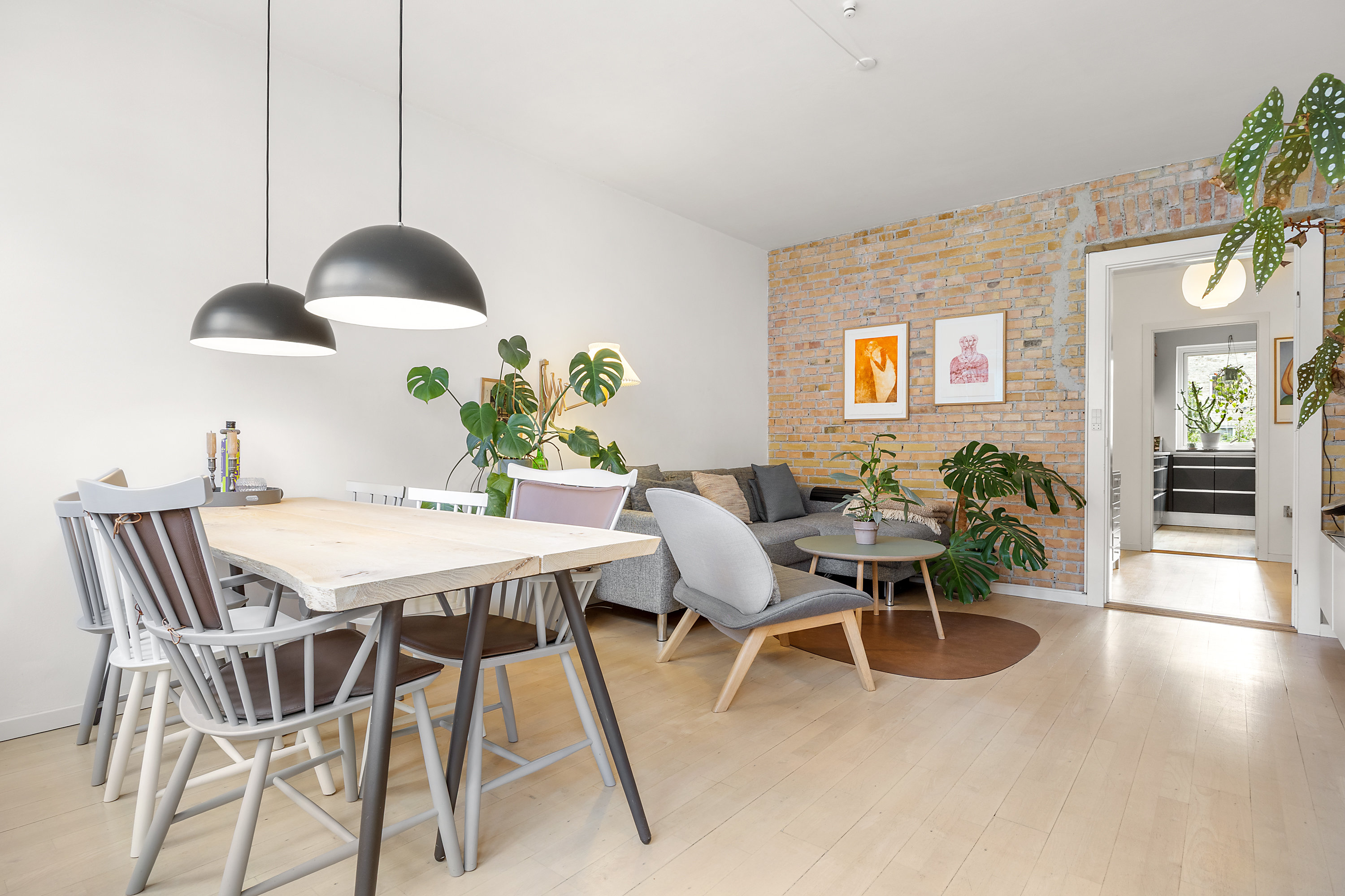 Miniaturebillede 1: stue. Billede af Dronningensgade 18, 1. tv., 1420 København K