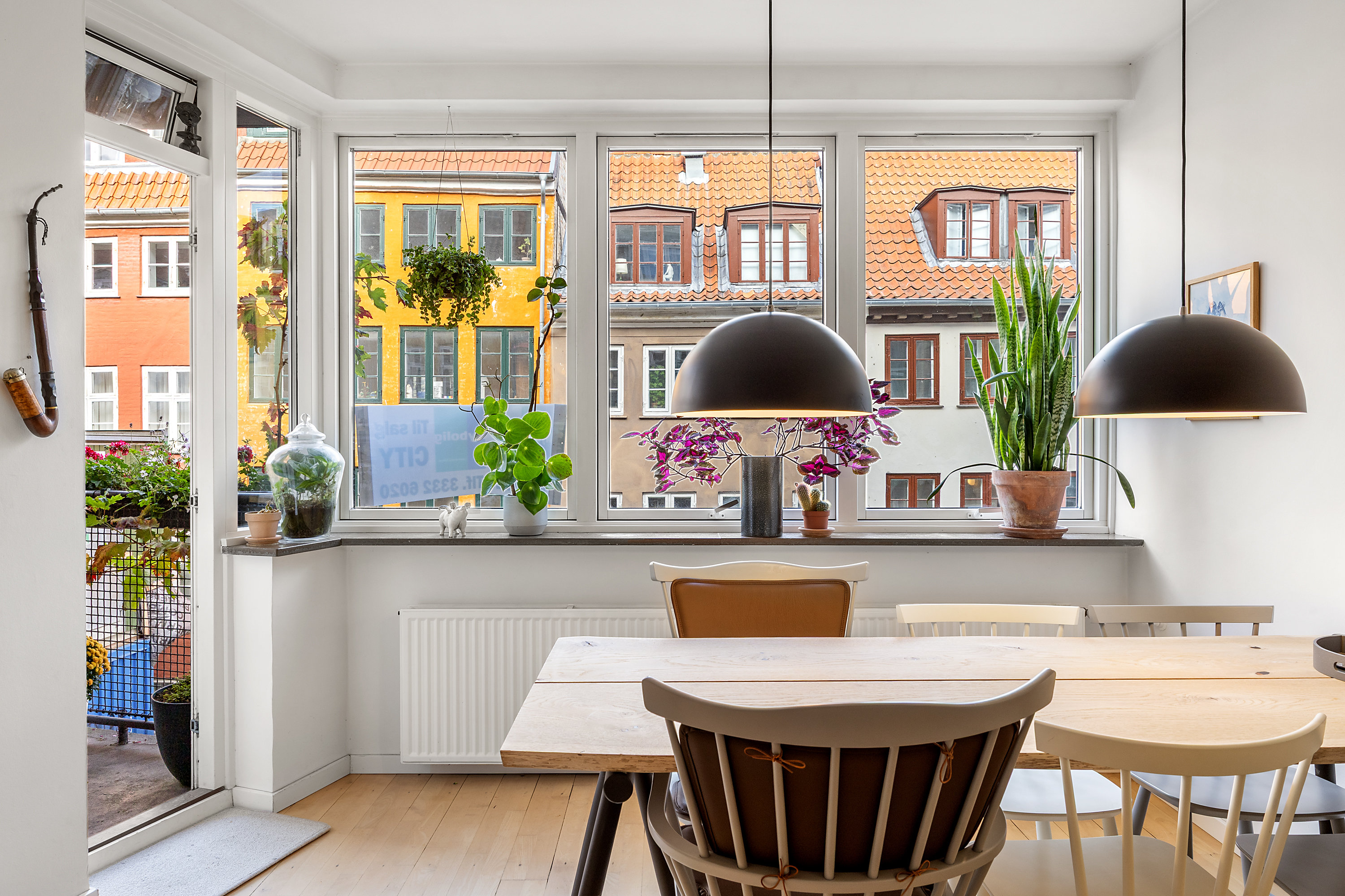 Fremhævet stue billede i fuldskærmstilstand. Billede af Dronningensgade 18, 1. tv., 1420 København K