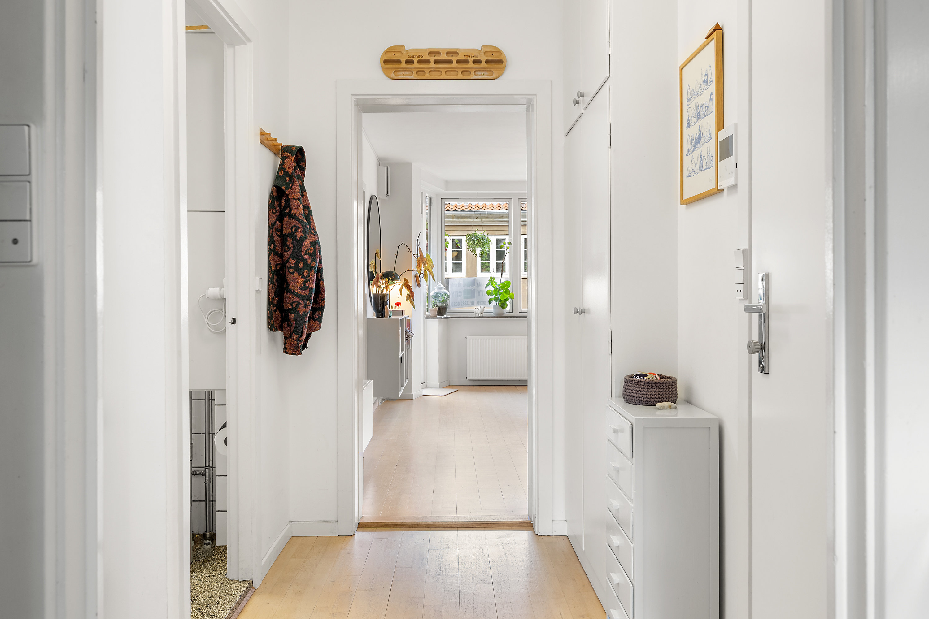 Fremhævet gangareal billede i fuldskærmstilstand. Billede af Dronningensgade 18, 1. tv., 1420 København K