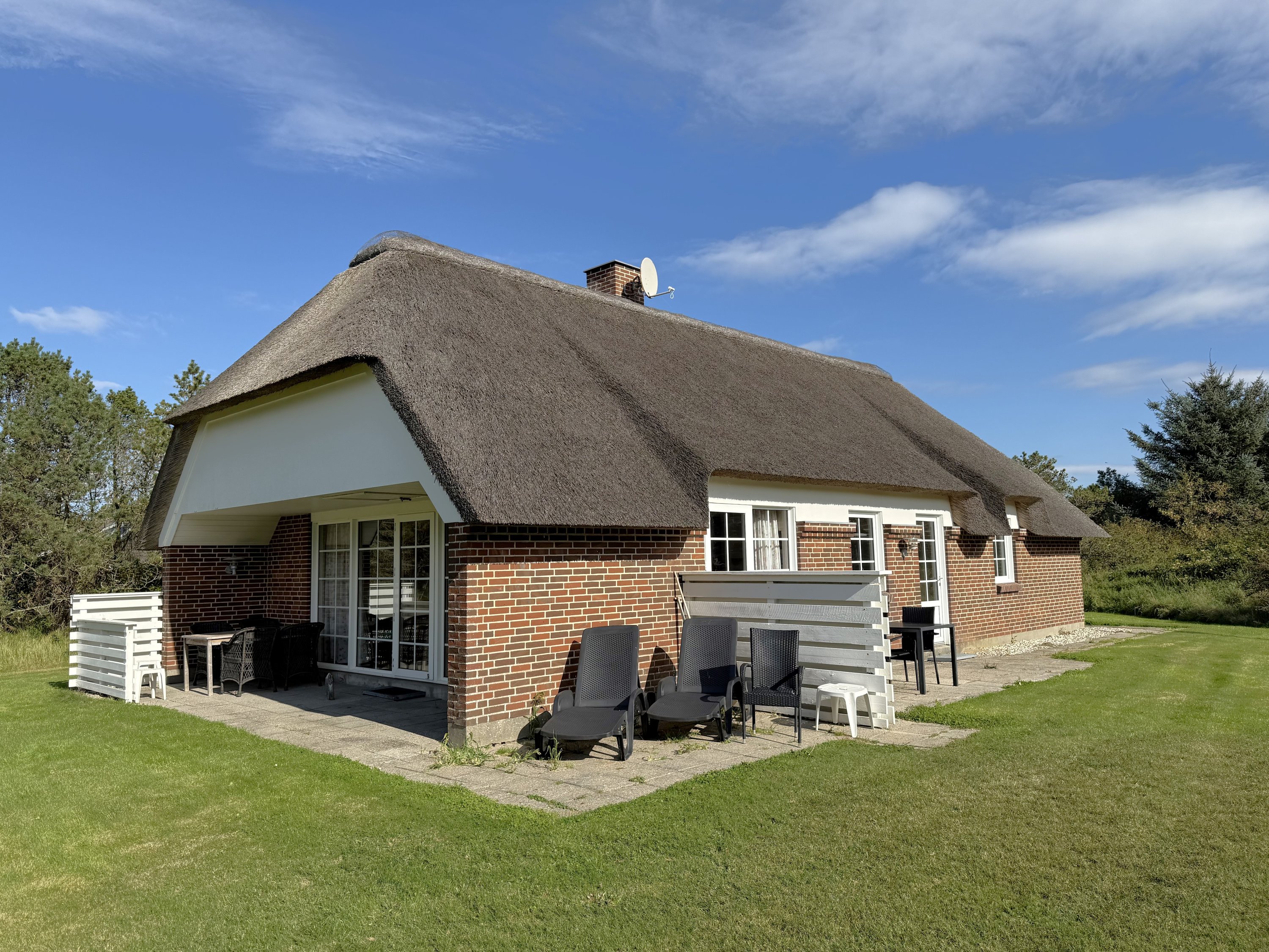 Miniaturebillede 1: . Billede af Bilbergsvej 25, Bjerregaard, 6960 Hvide Sande