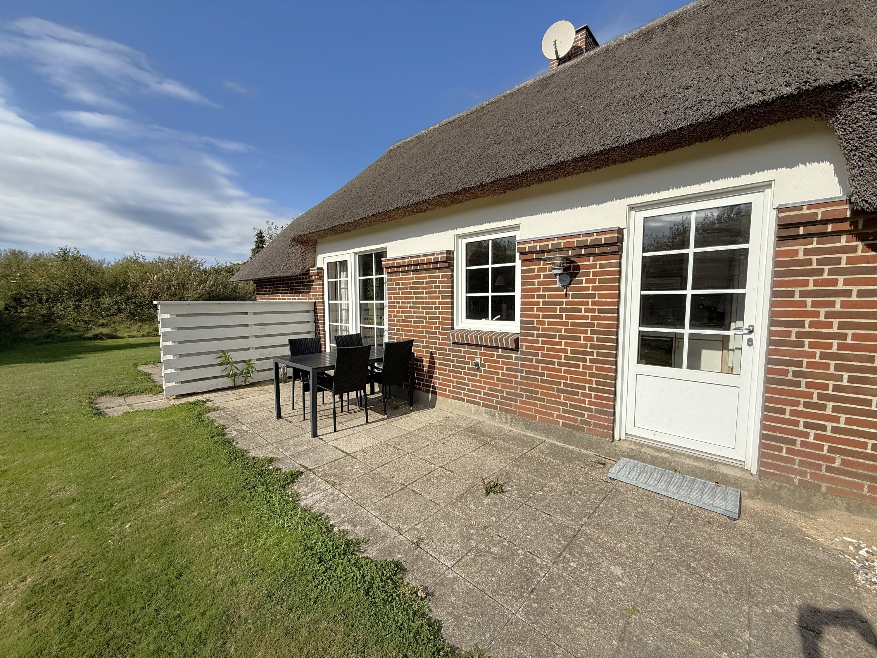 Fremhævet  billede i fuldskærmstilstand. Billede af Bilbergsvej 25, Bjerregaard, 6960 Hvide Sande