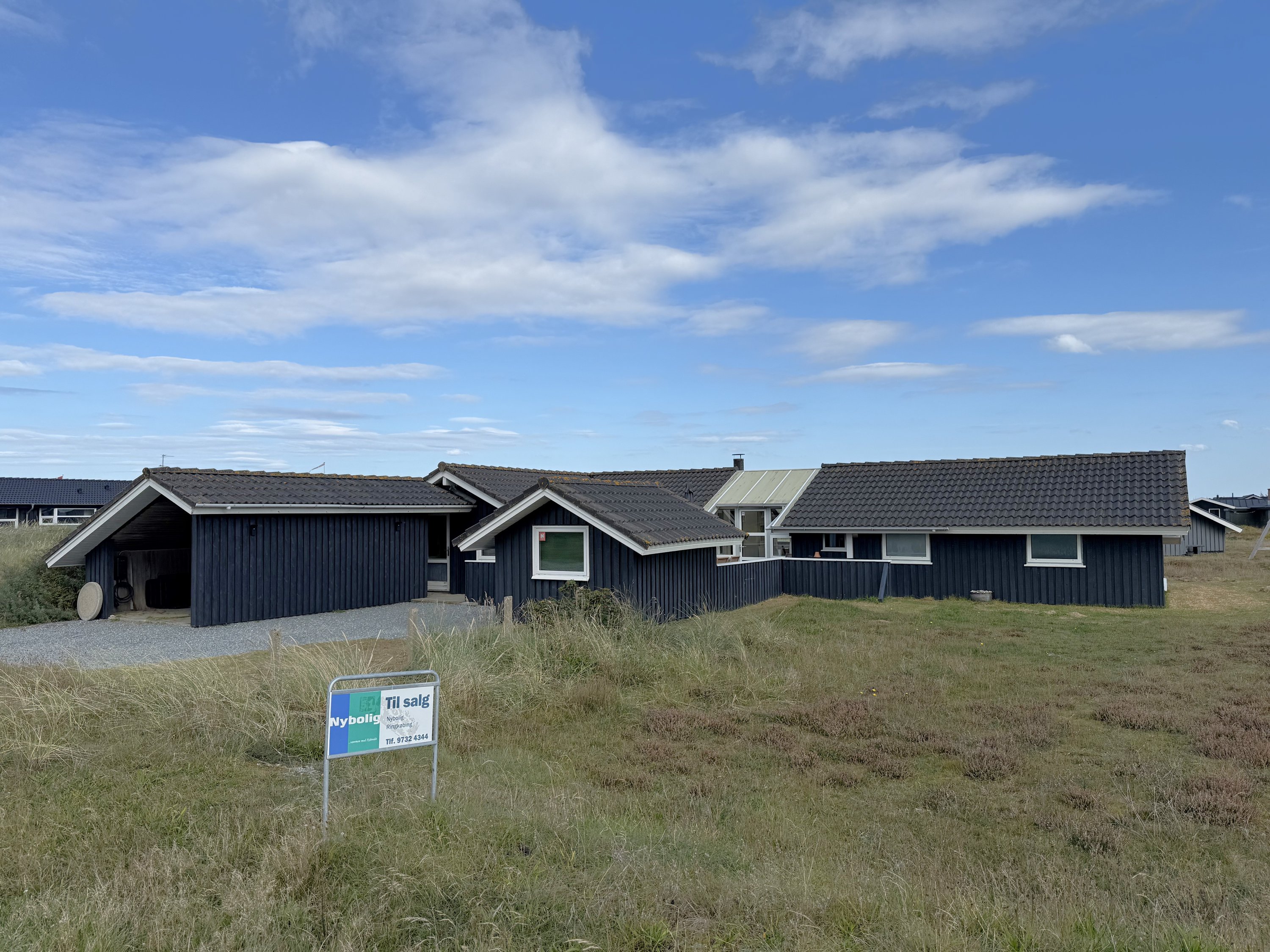 Miniaturebillede 1: . Billede af Rebekkavej 15, Bjerregaard, 6960 Hvide Sande