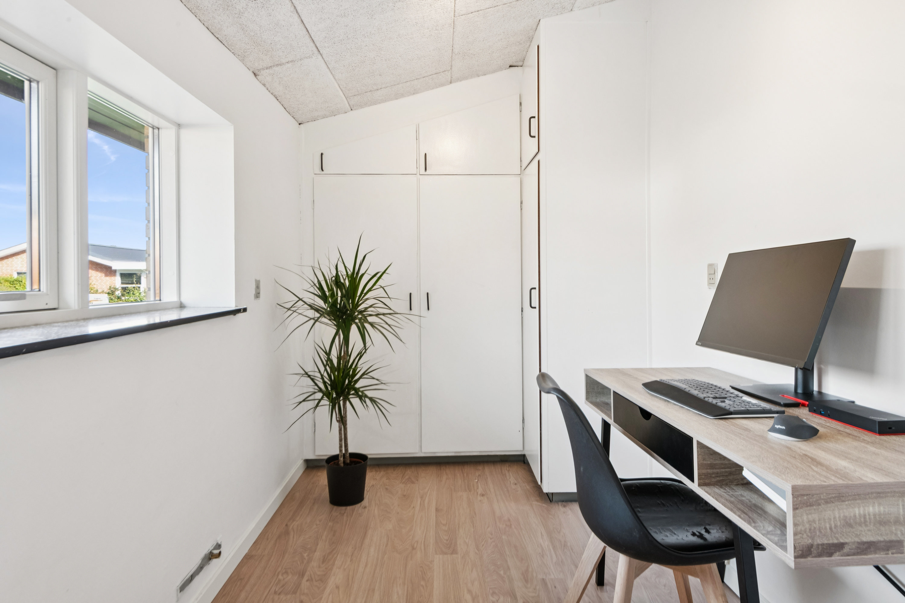 Fremhævet værelse billede i fuldskærmstilstand. Billede af Drastrup Skovvej 31, 9200 Aalborg SV