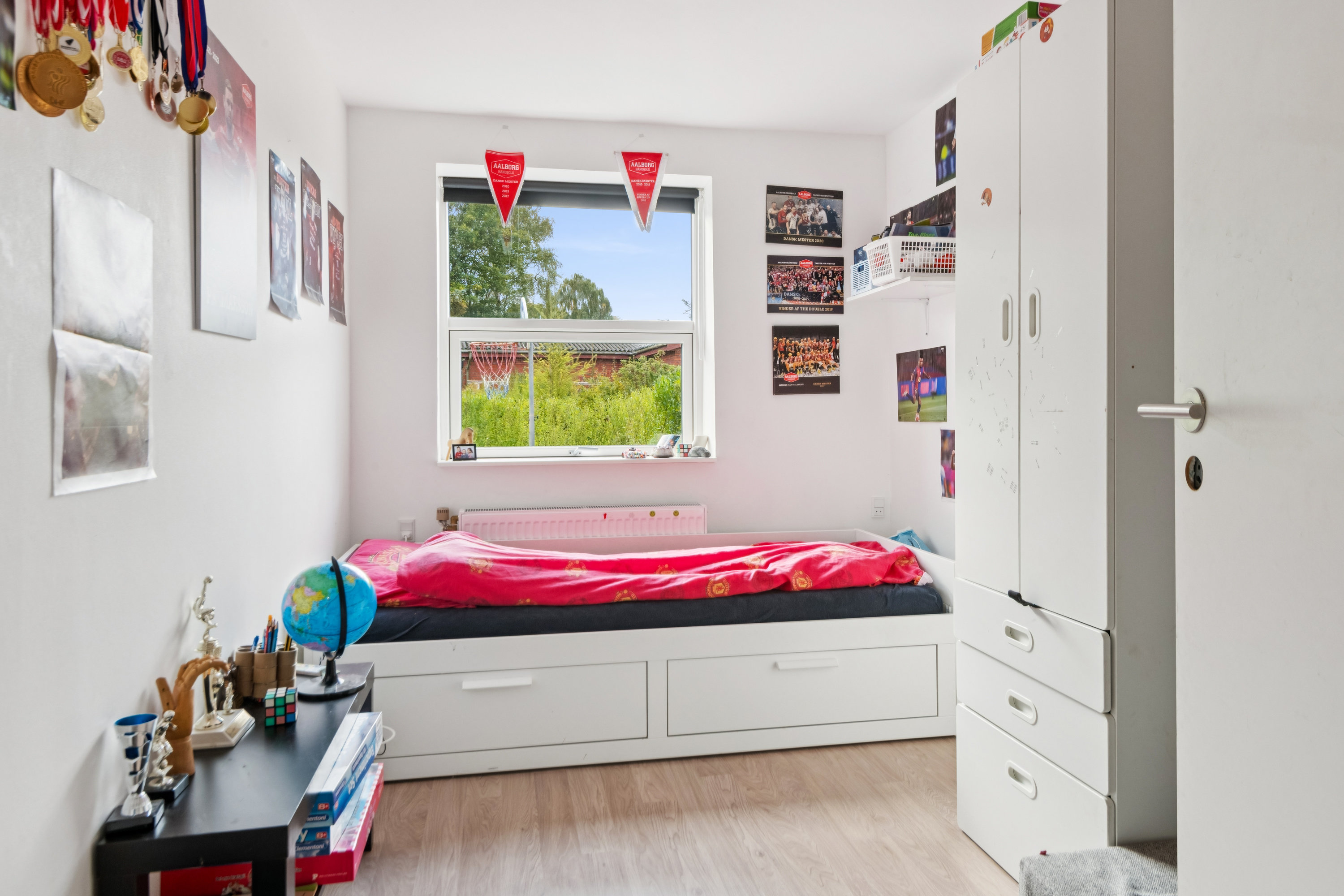 Fremhævet værelse billede i fuldskærmstilstand. Billede af Drastrup Skovvej 31, 9200 Aalborg SV