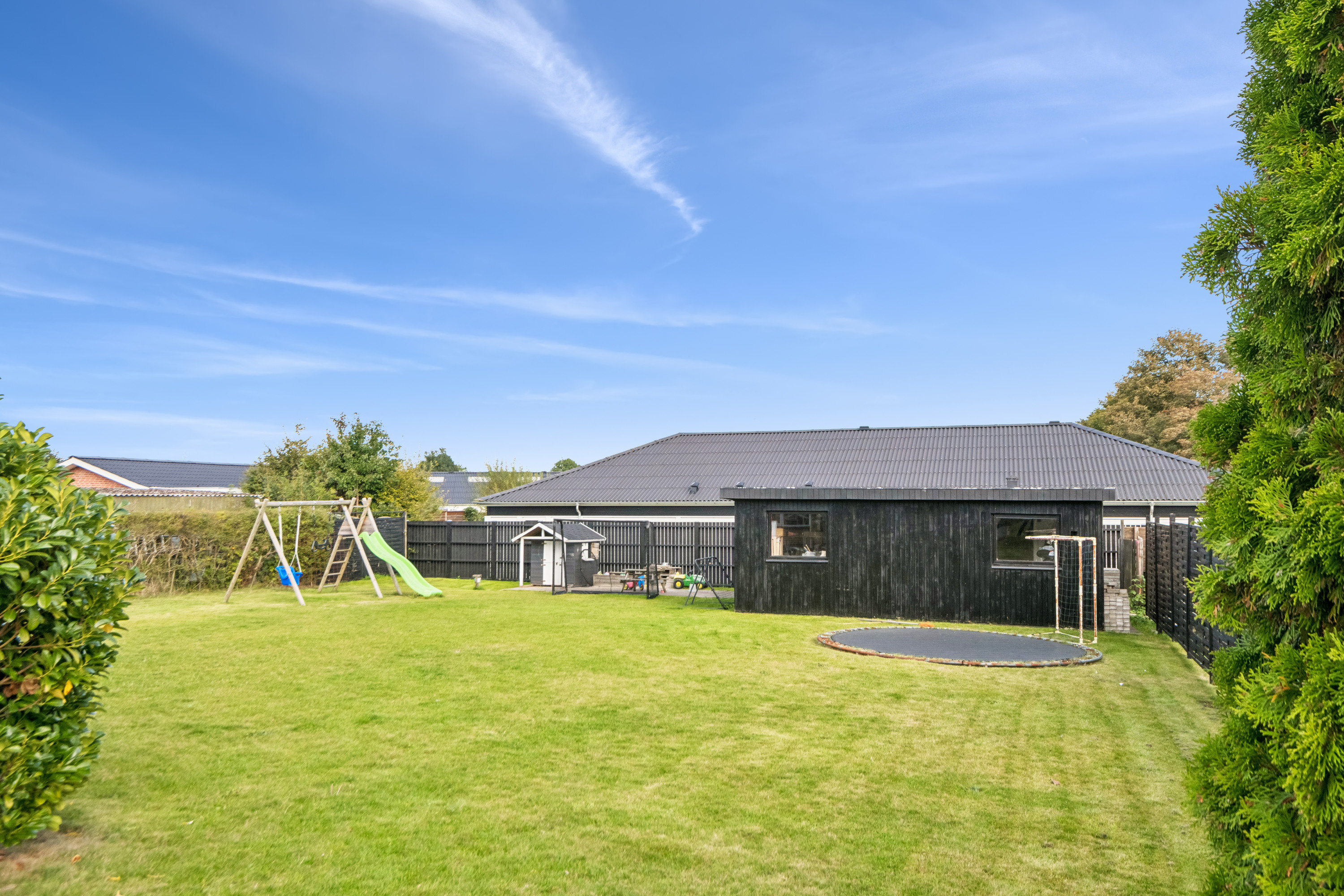 Fremhævet have billede i fuldskærmstilstand. Billede af Drastrup Skovvej 31, 9200 Aalborg SV