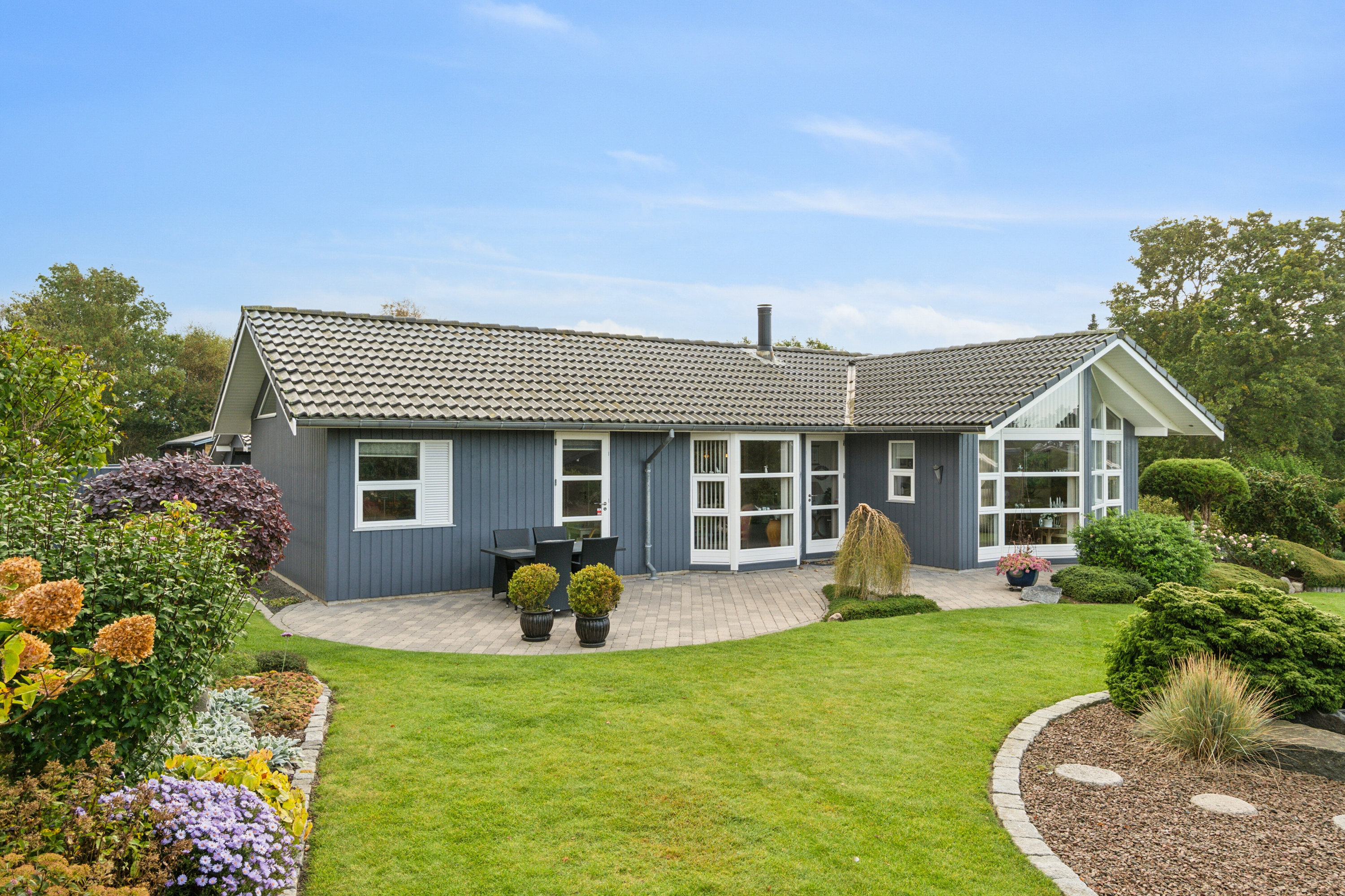 Miniaturebillede 1: set fra haven. Billede af Solsortevej 4, Kongsmark, 4200 Slagelse