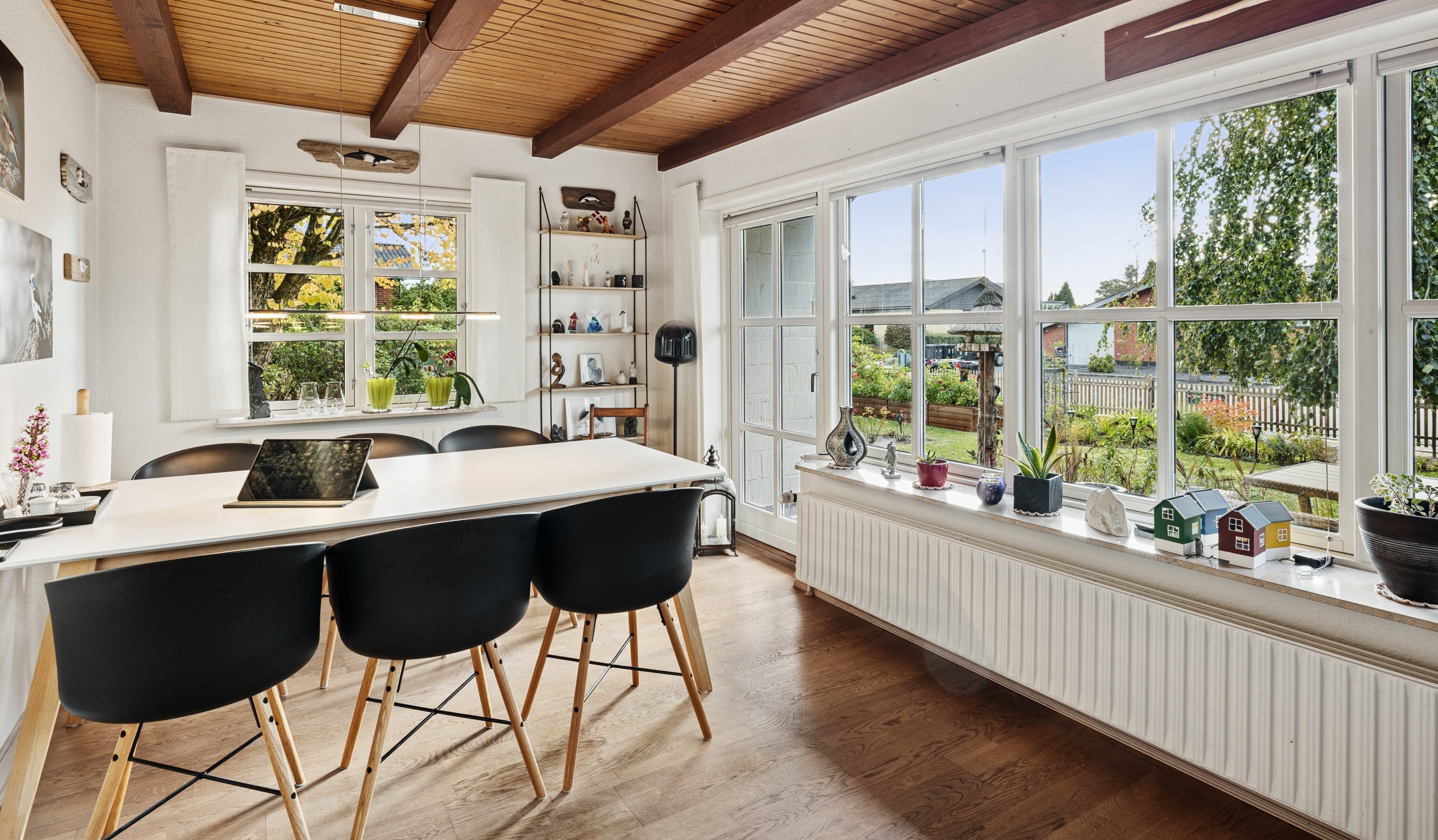 Fremhævet stue billede i fuldskærmstilstand. Billede af Ringvej 17, Kølvrå, 7470 Karup J