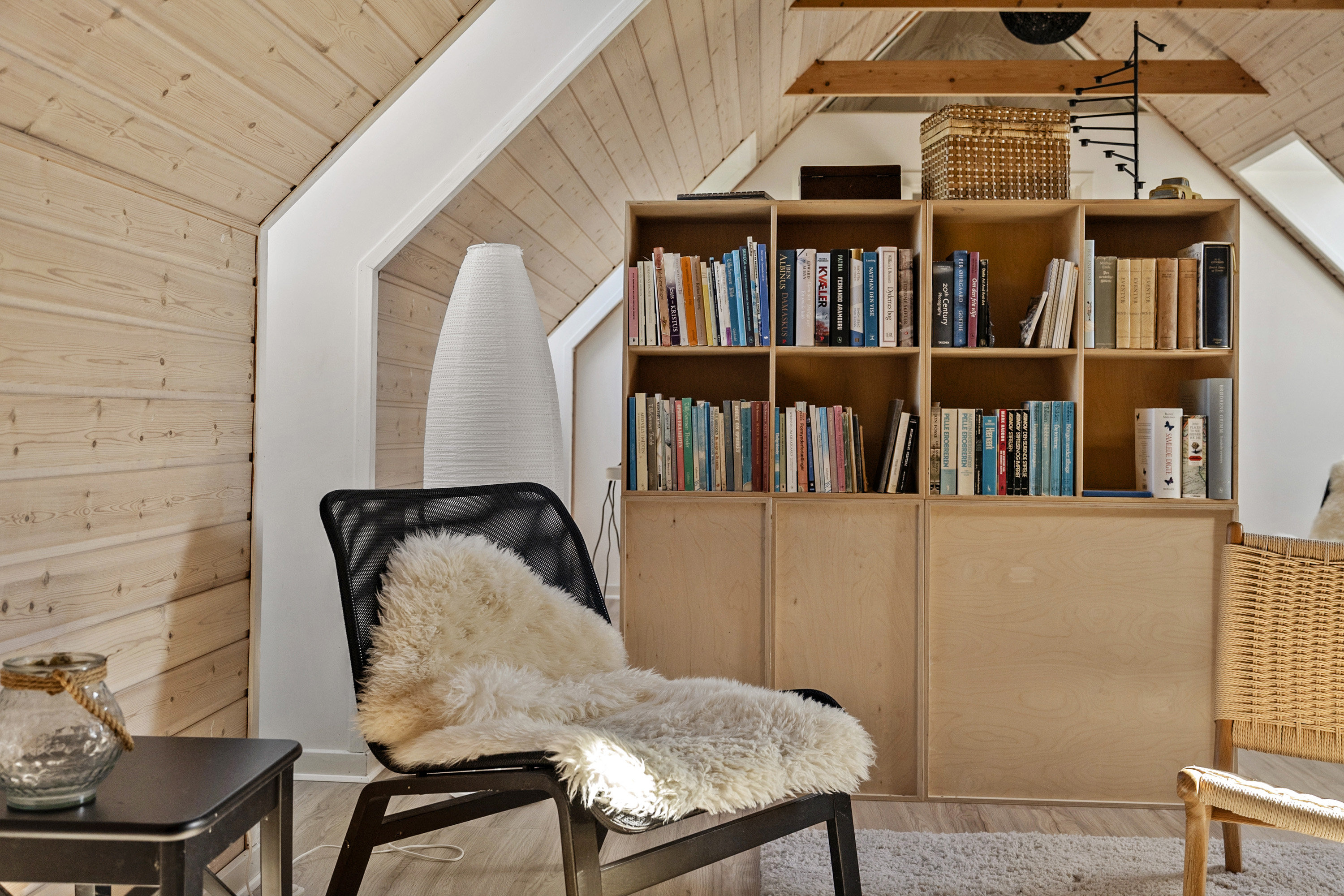 Fremhævet stue billede i fuldskærmstilstand. Billede af Korsbækdal 4, 7150 Barrit