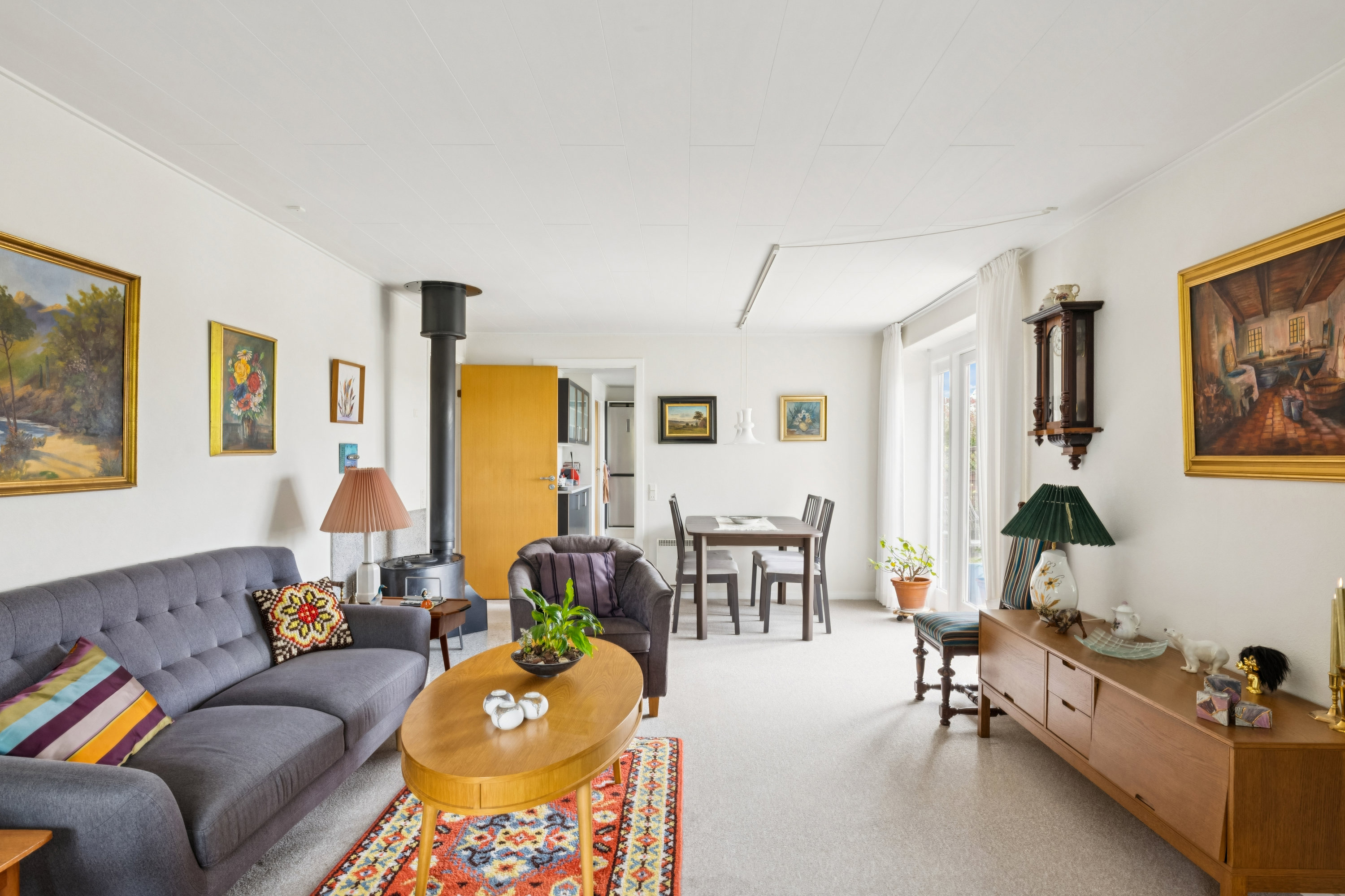 Fremhævet stue billede i fuldskærmstilstand. Billede af Østre Fasanvej 28, 8410 Rønde