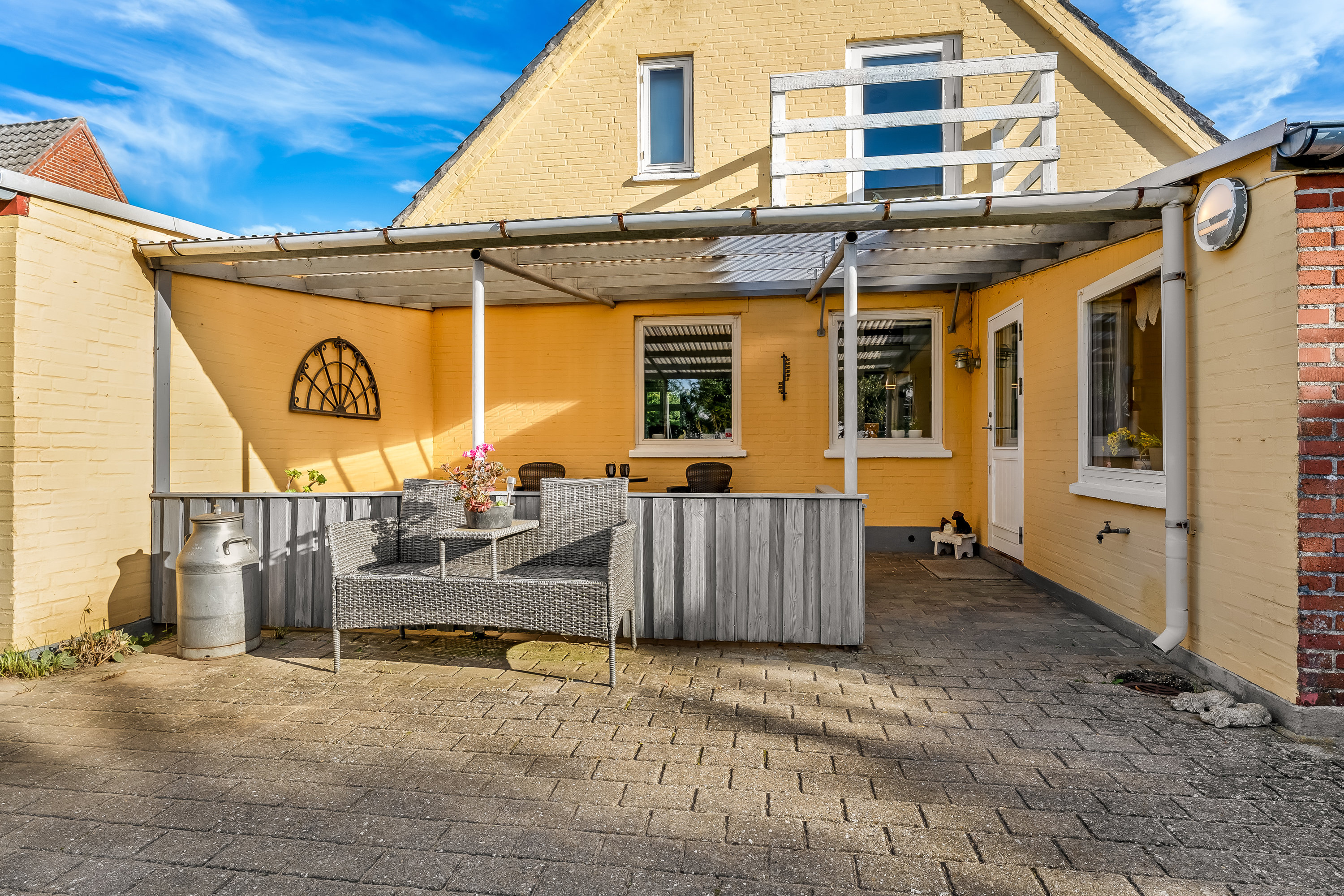 Fremhævet terrasse billede i fuldskærmstilstand. Billede af Vestervej 45, 4960 Holeby